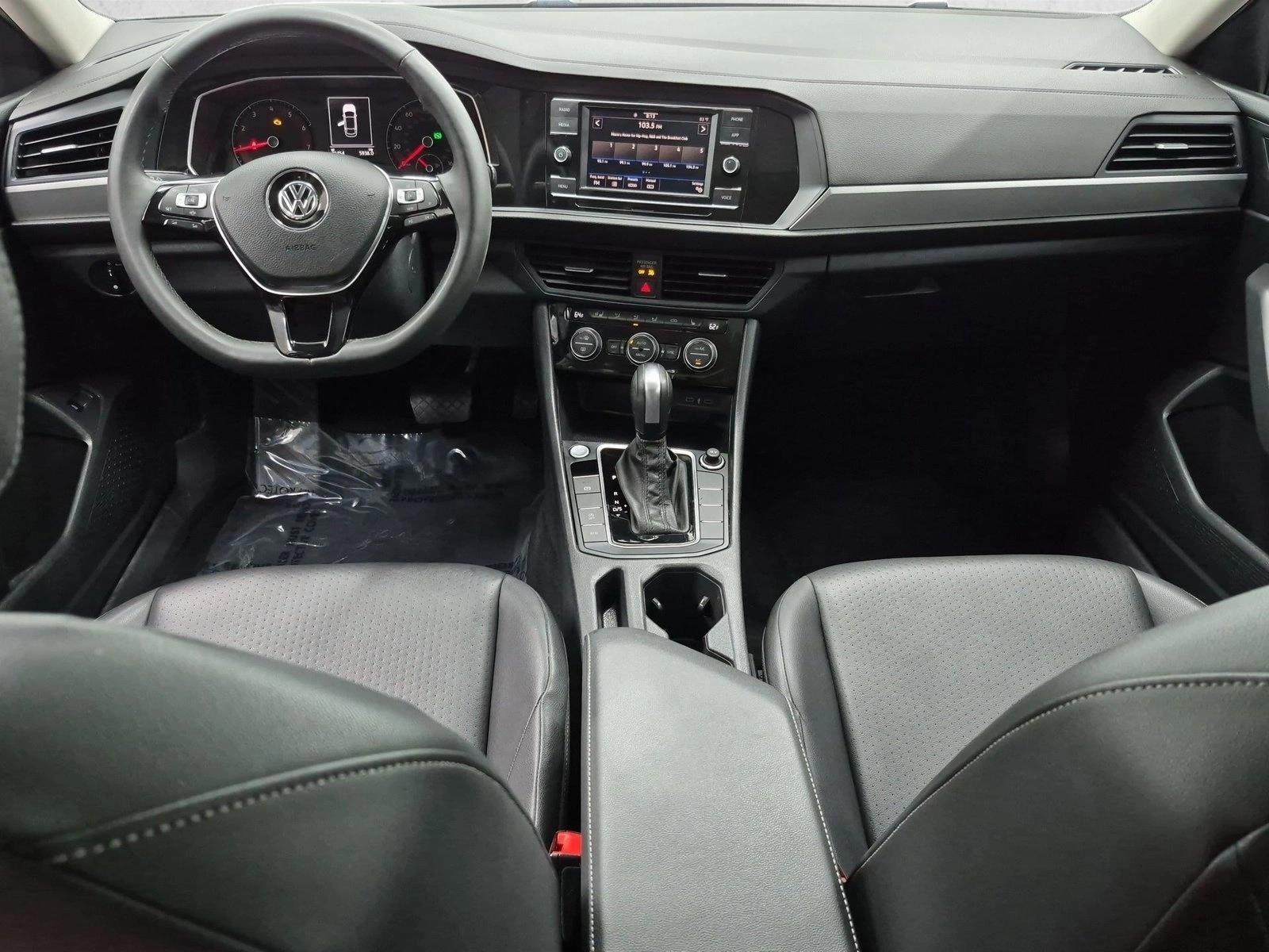 Thumbnail: 2020 Volkswagen Jetta - 4