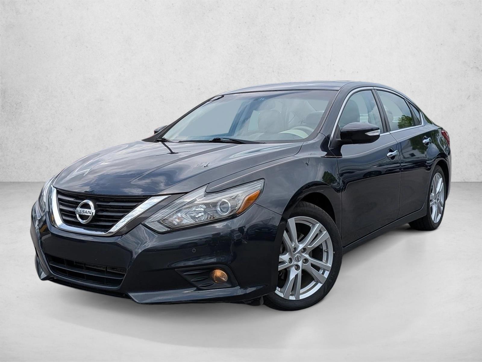 Thumbnail: 2016 Nissan Altima - 1