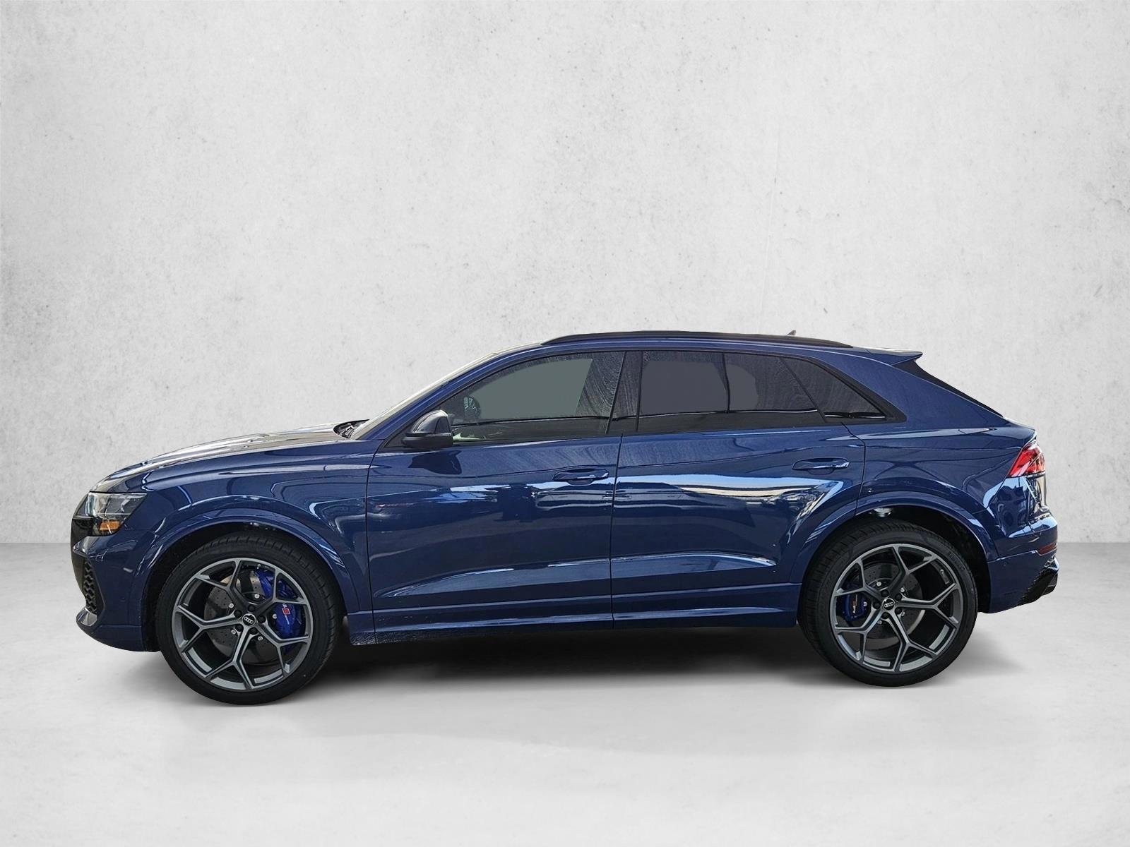 Thumbnail: 2027 Audi RS Q8 - 2