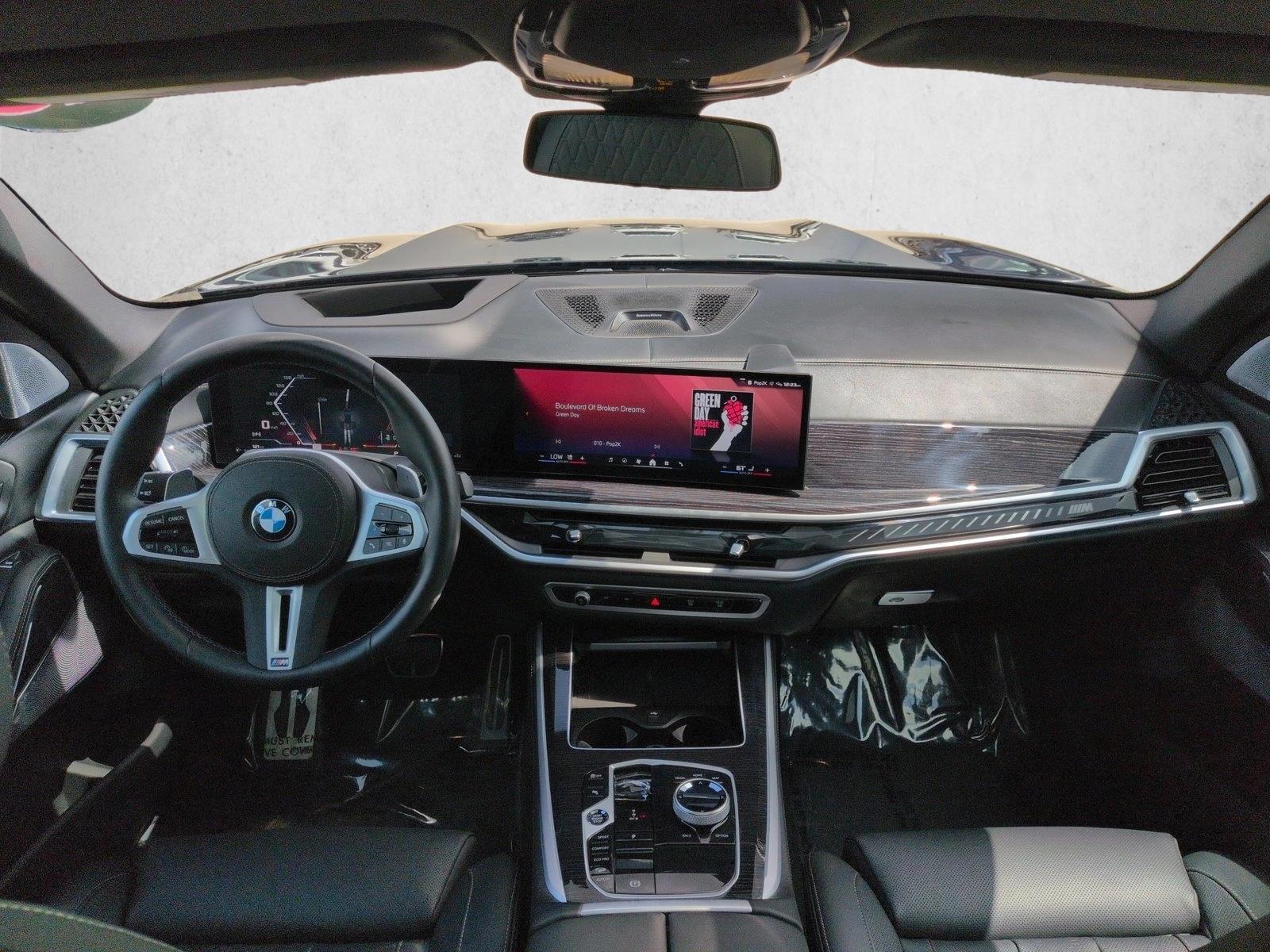 Thumbnail: 2025 BMW X5 - 3