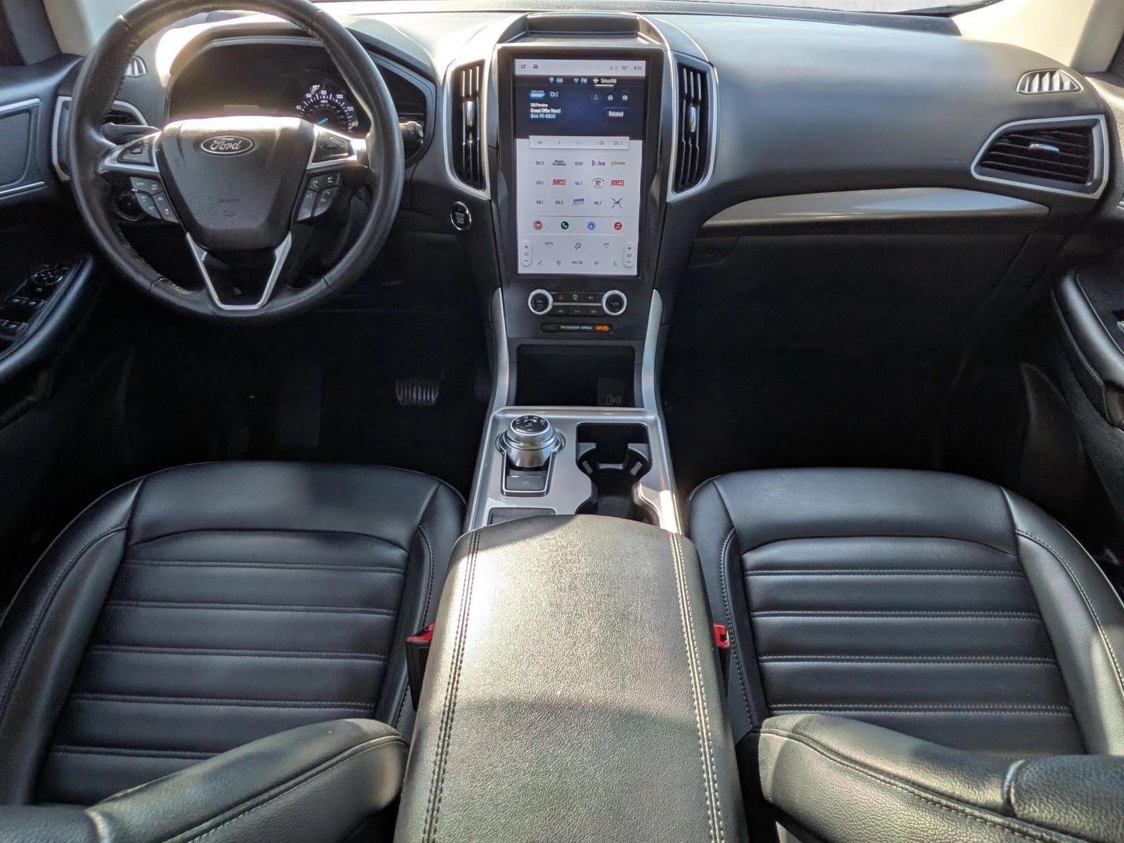 Thumbnail: 2023 Ford Edge - 4