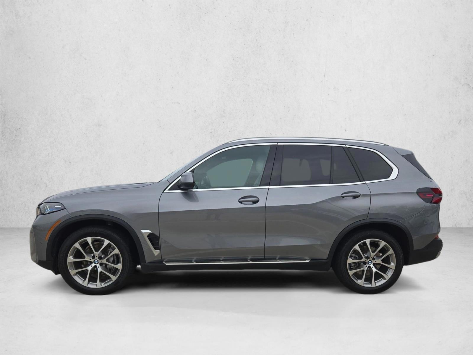 Thumbnail: 2026 BMW X5 - 2
