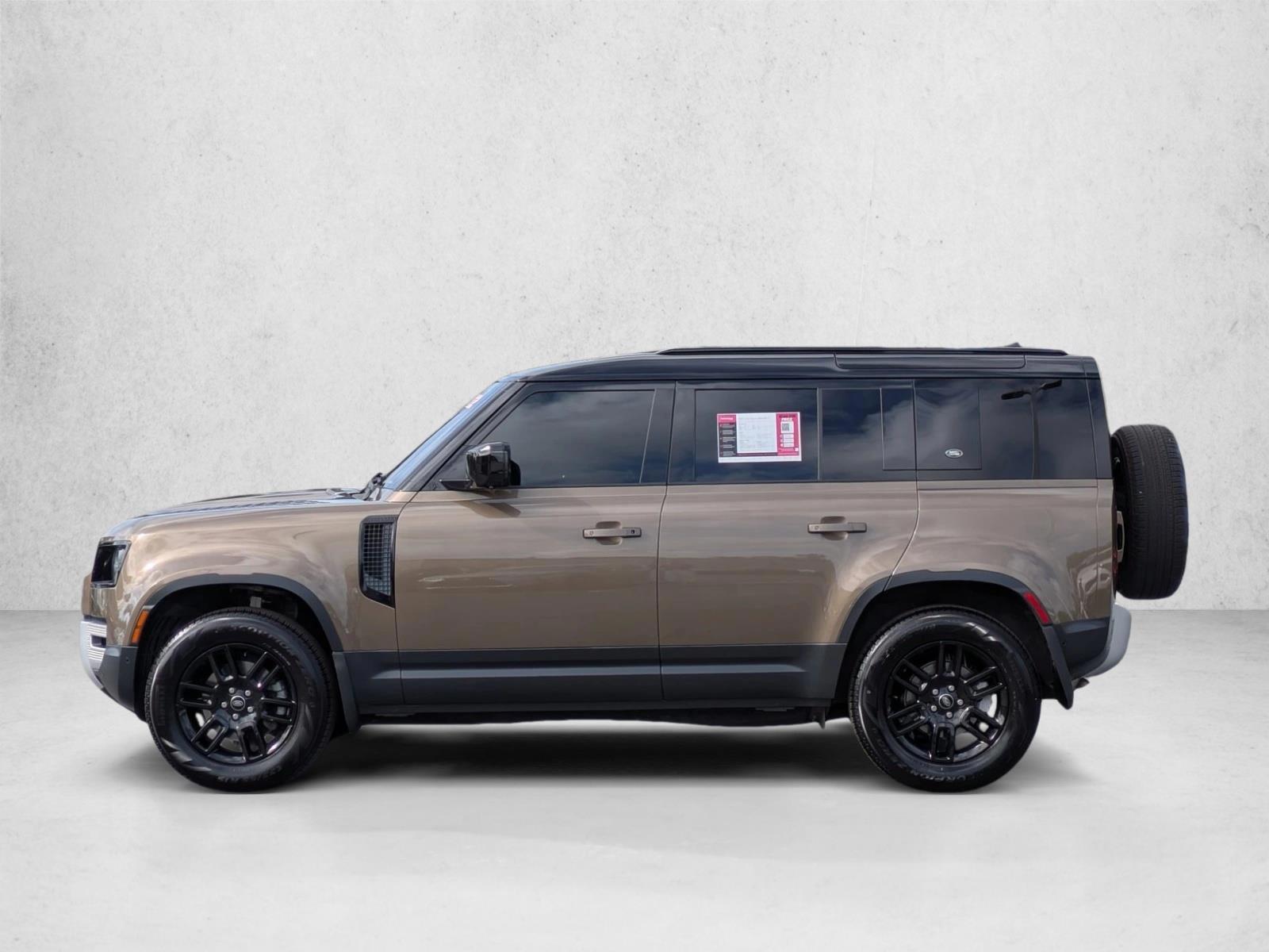 Thumbnail: 2022 Land Rover Defender - 2