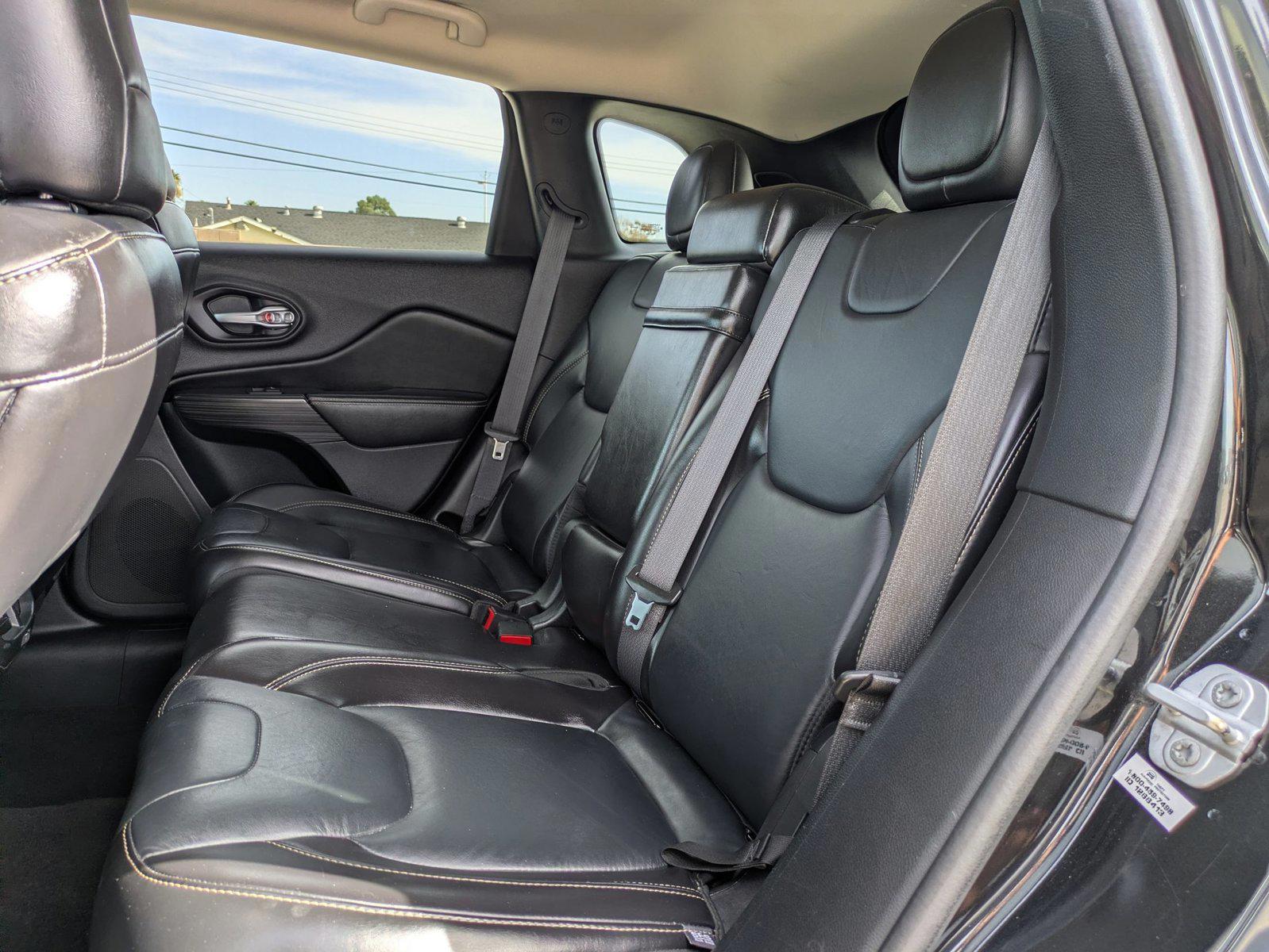 2016 Jeep Cherokee High Altitude - Photo 19