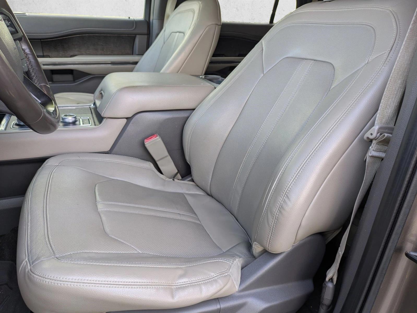 Thumbnail: 2018 Ford Expedition - 3