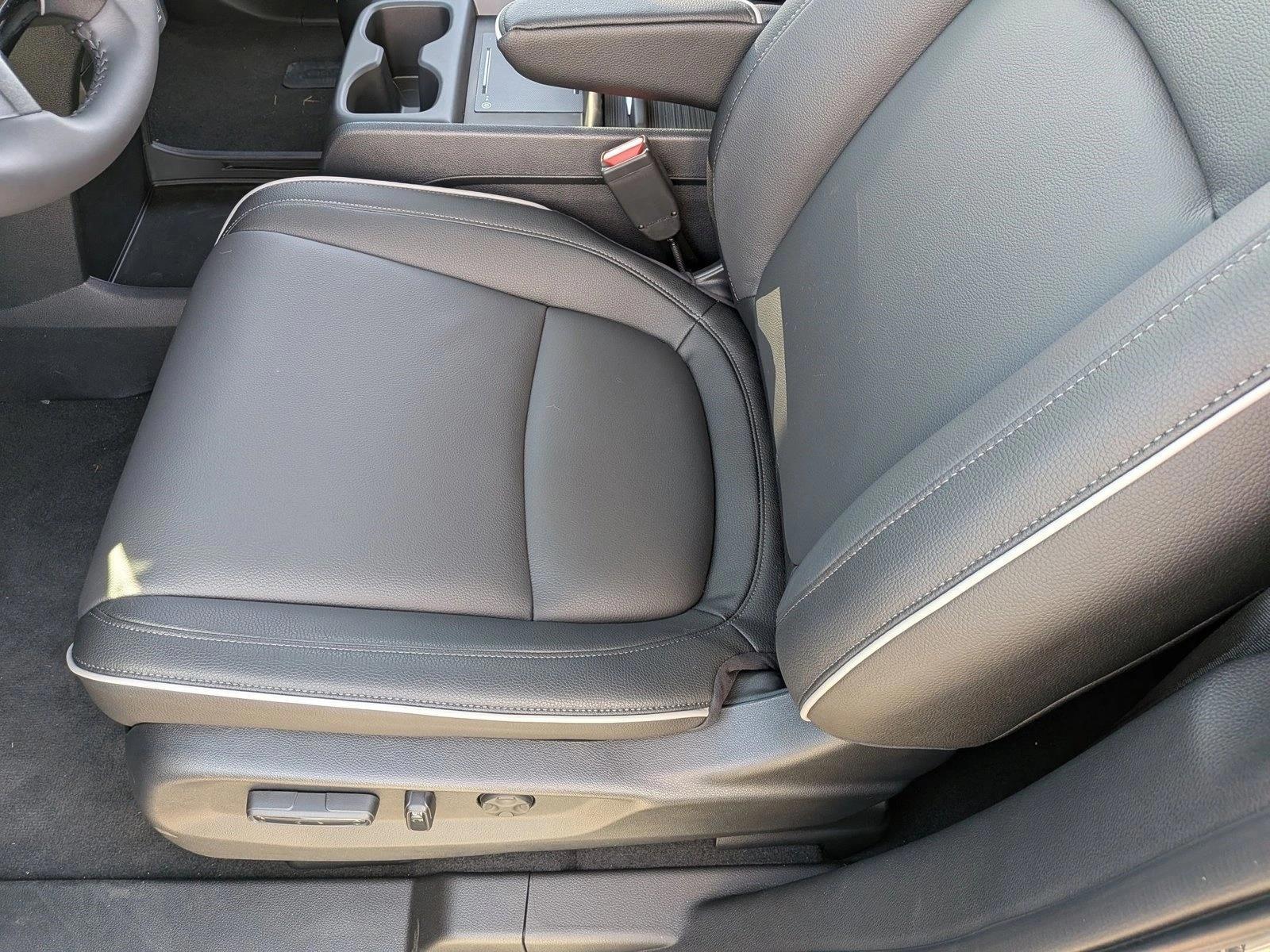 Thumbnail: 2026 Honda Odyssey - 4