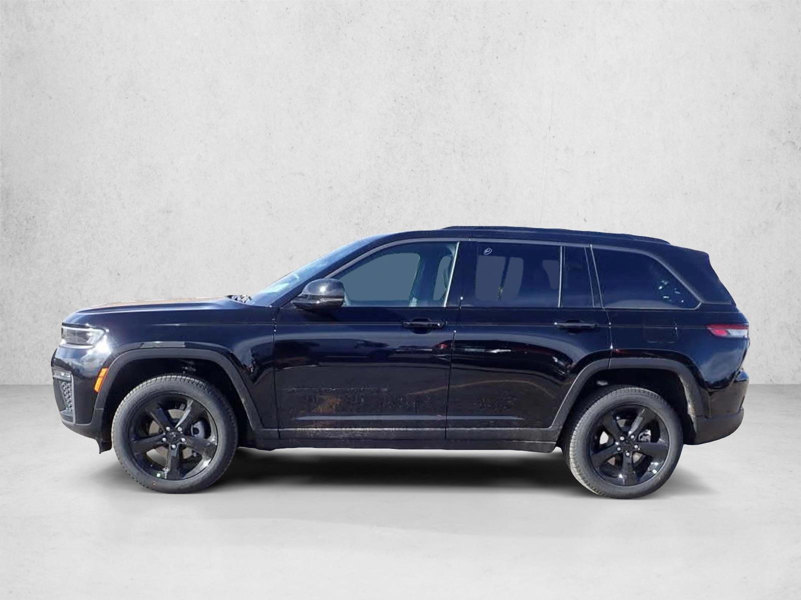 Thumbnail: 2026 Jeep Grand Cherokee - 2