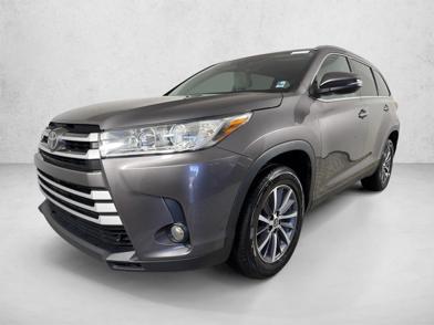 2019 Toyota Highlander XLE -
                  Newnan, GA