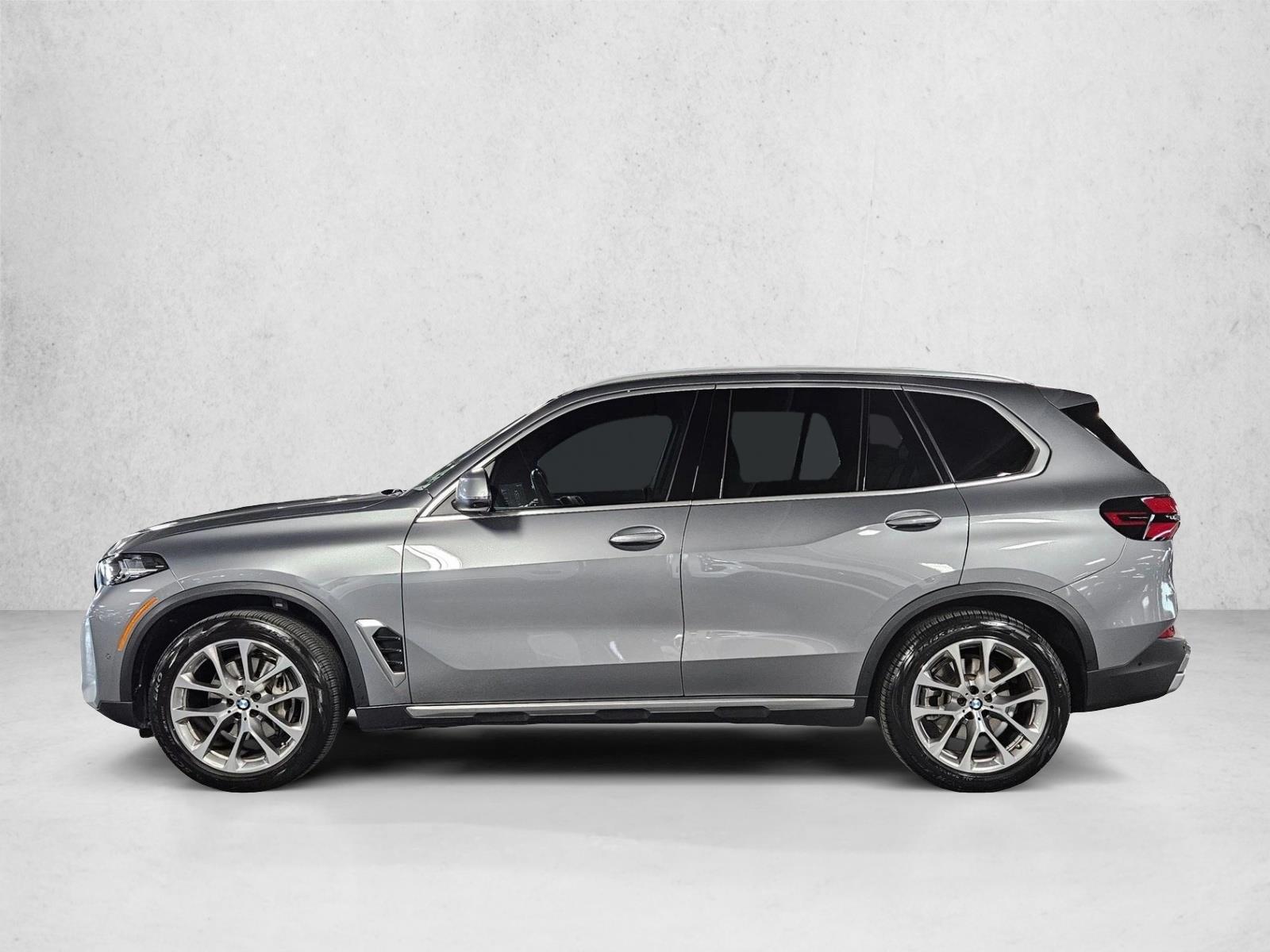 Thumbnail: 2024 BMW X5 - 2