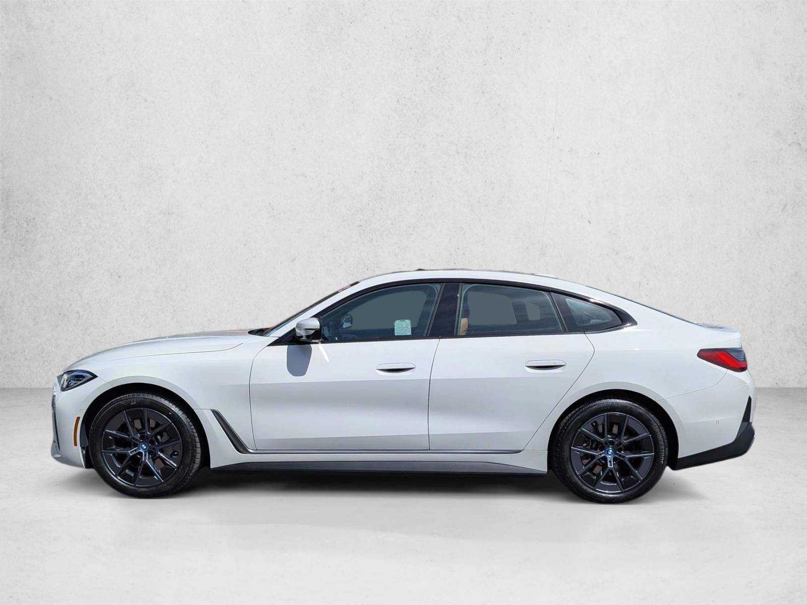 Thumbnail: 2023 BMW i4 - 2
