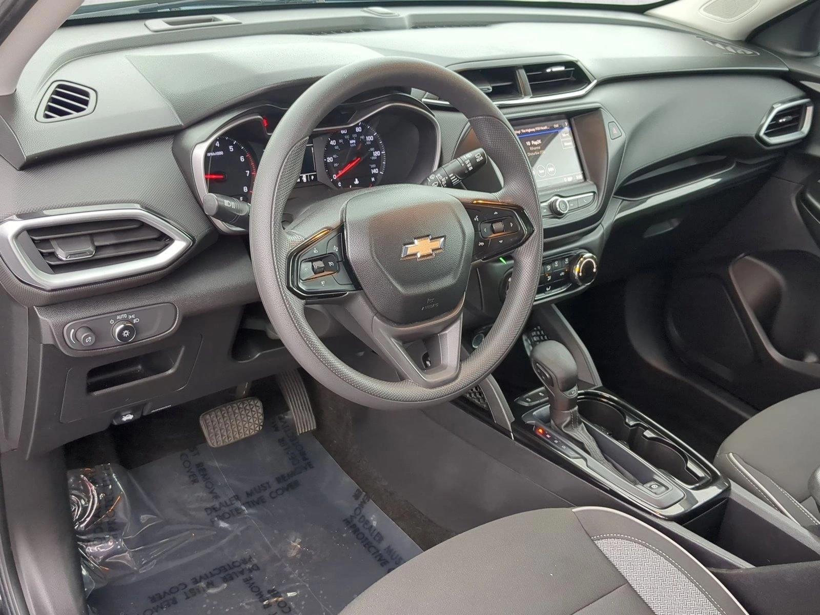 Thumbnail: 2022 Chevrolet TrailBlazer - 3