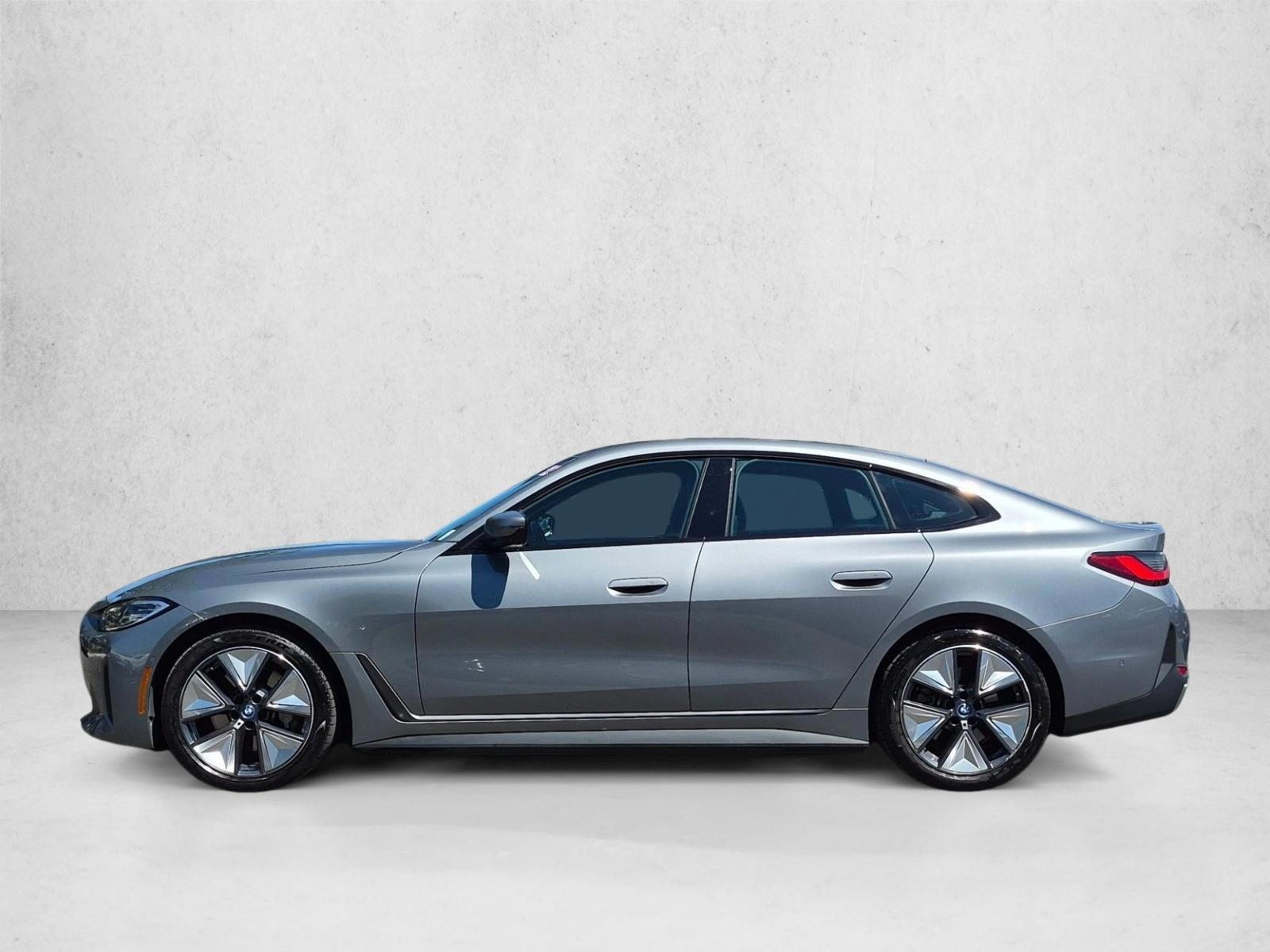 Thumbnail: 2023 BMW i4 - 2