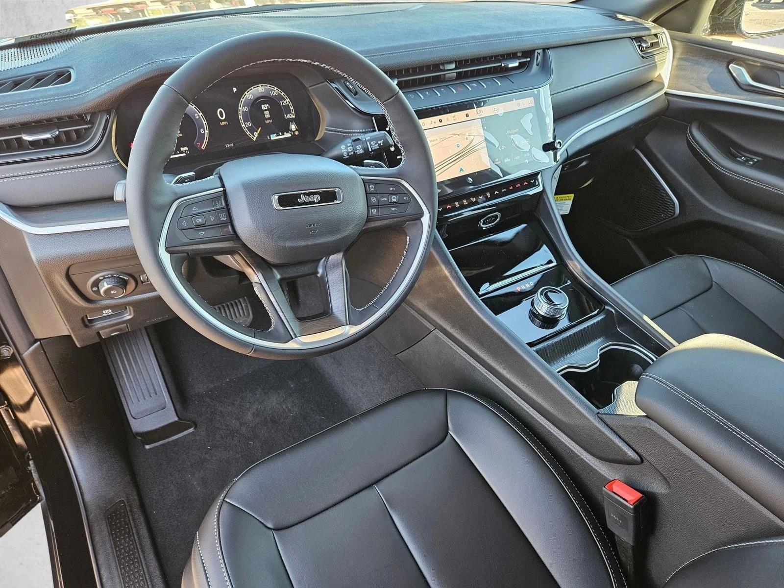 Thumbnail: 2026 Jeep Grand Cherokee - 3