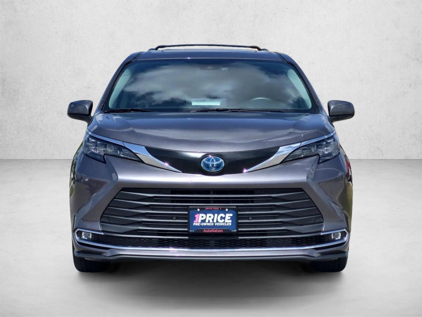 2024 Toyota ToyotaSienna, photo 2