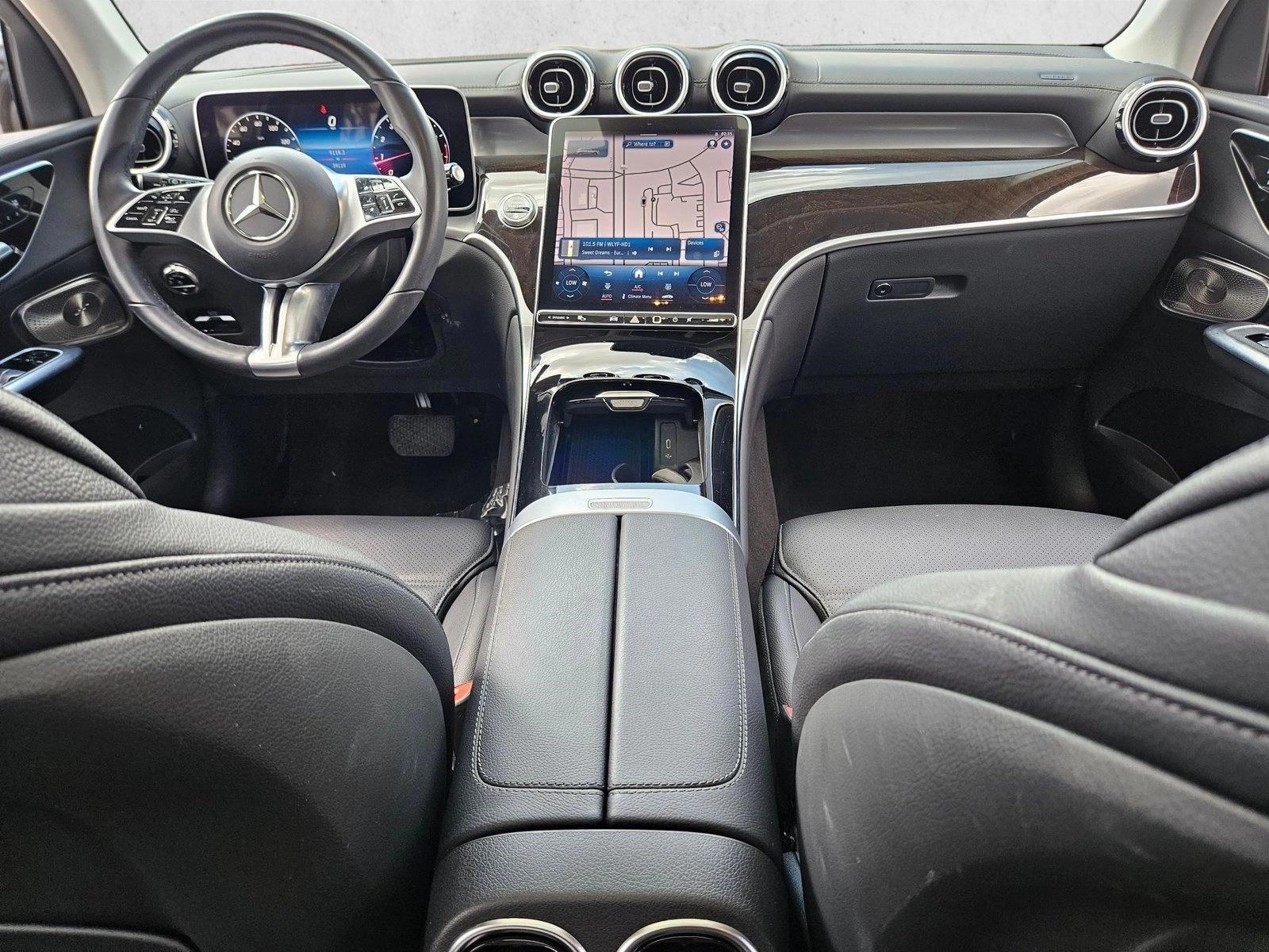 Thumbnail: 2023 Mercedes-Benz GLC - 3