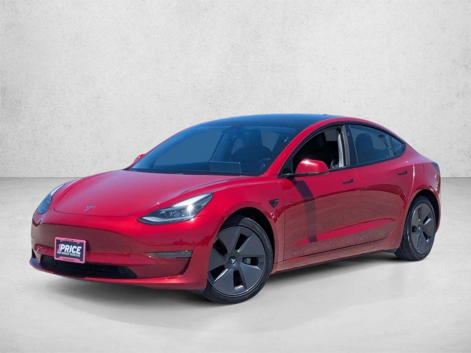 Thumbnail: 2021 Tesla Model 3 - 1