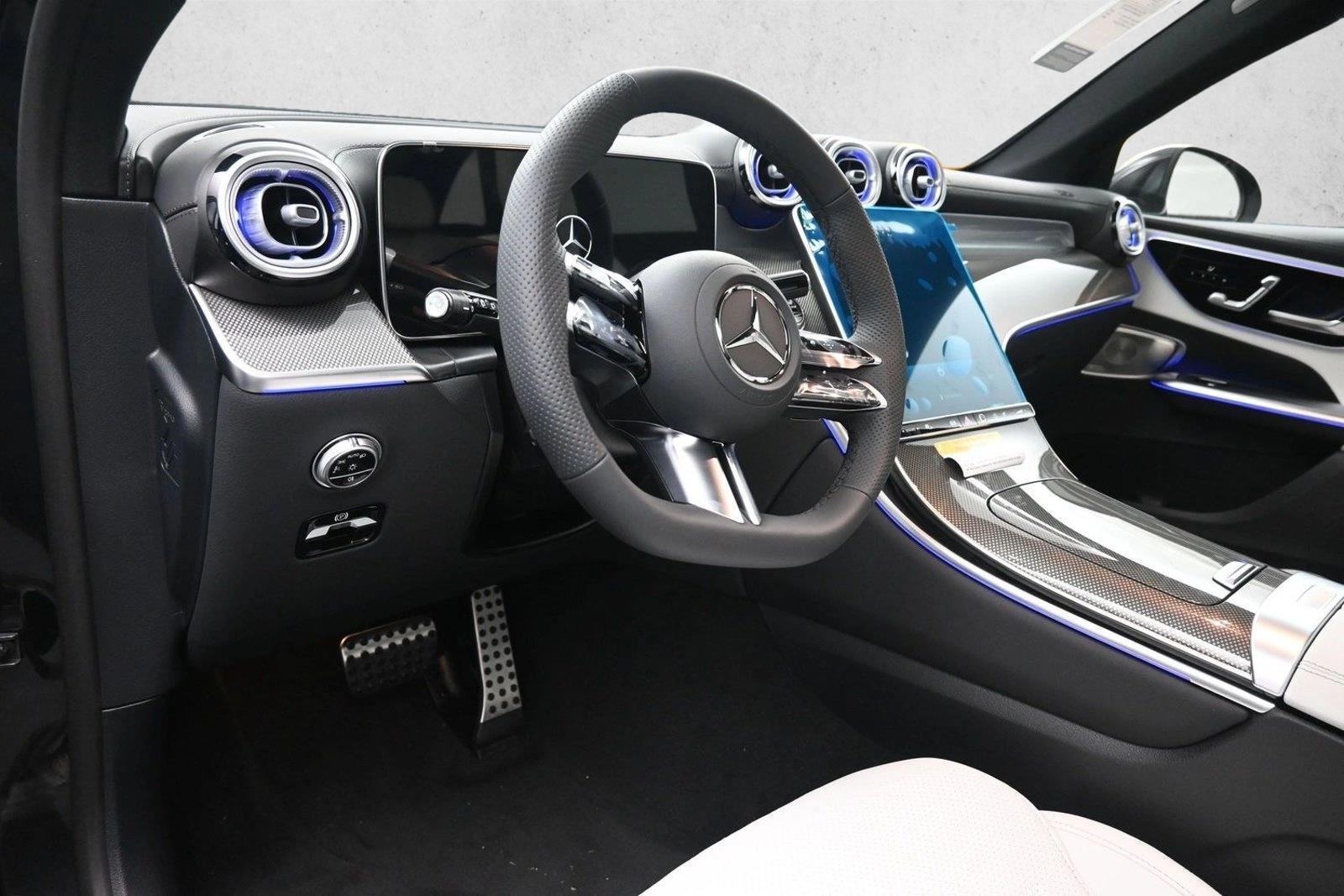 Thumbnail: 2027 Mercedes-Benz GLC - 4
