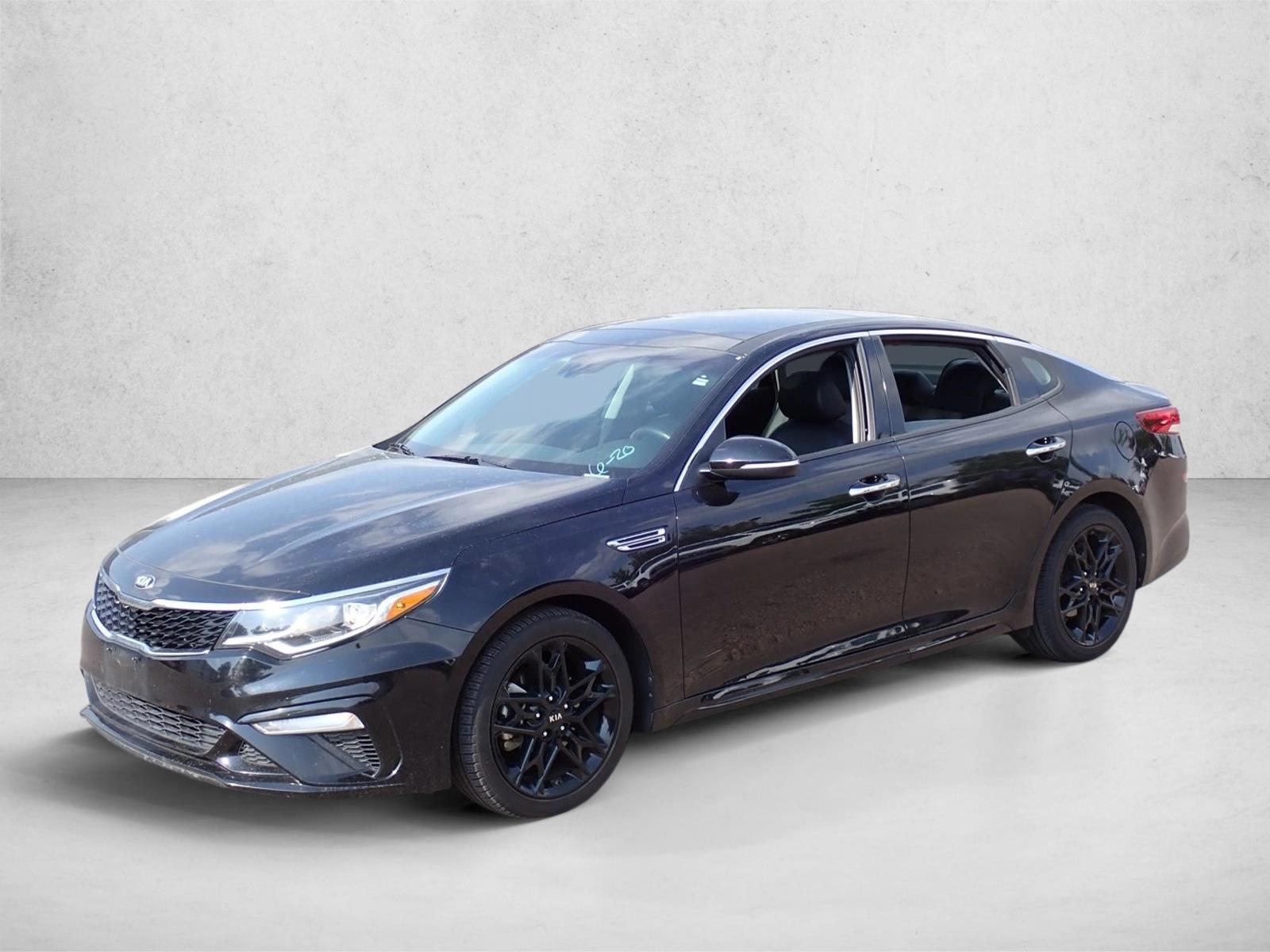 Thumbnail: 2020 Kia Optima - 3