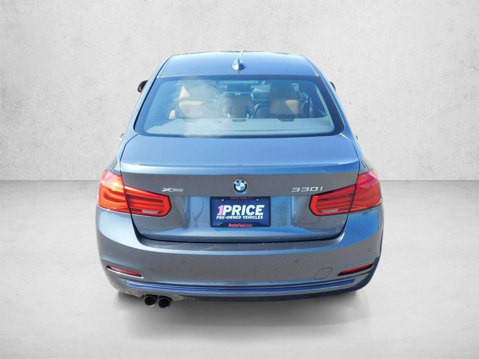 2017 BMW 3 Series 330i - Photo 11
