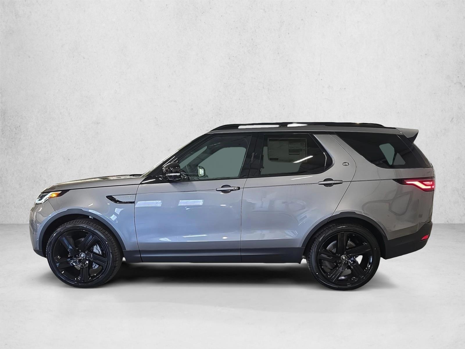 Thumbnail: 2026 Land Rover Discovery - 2
