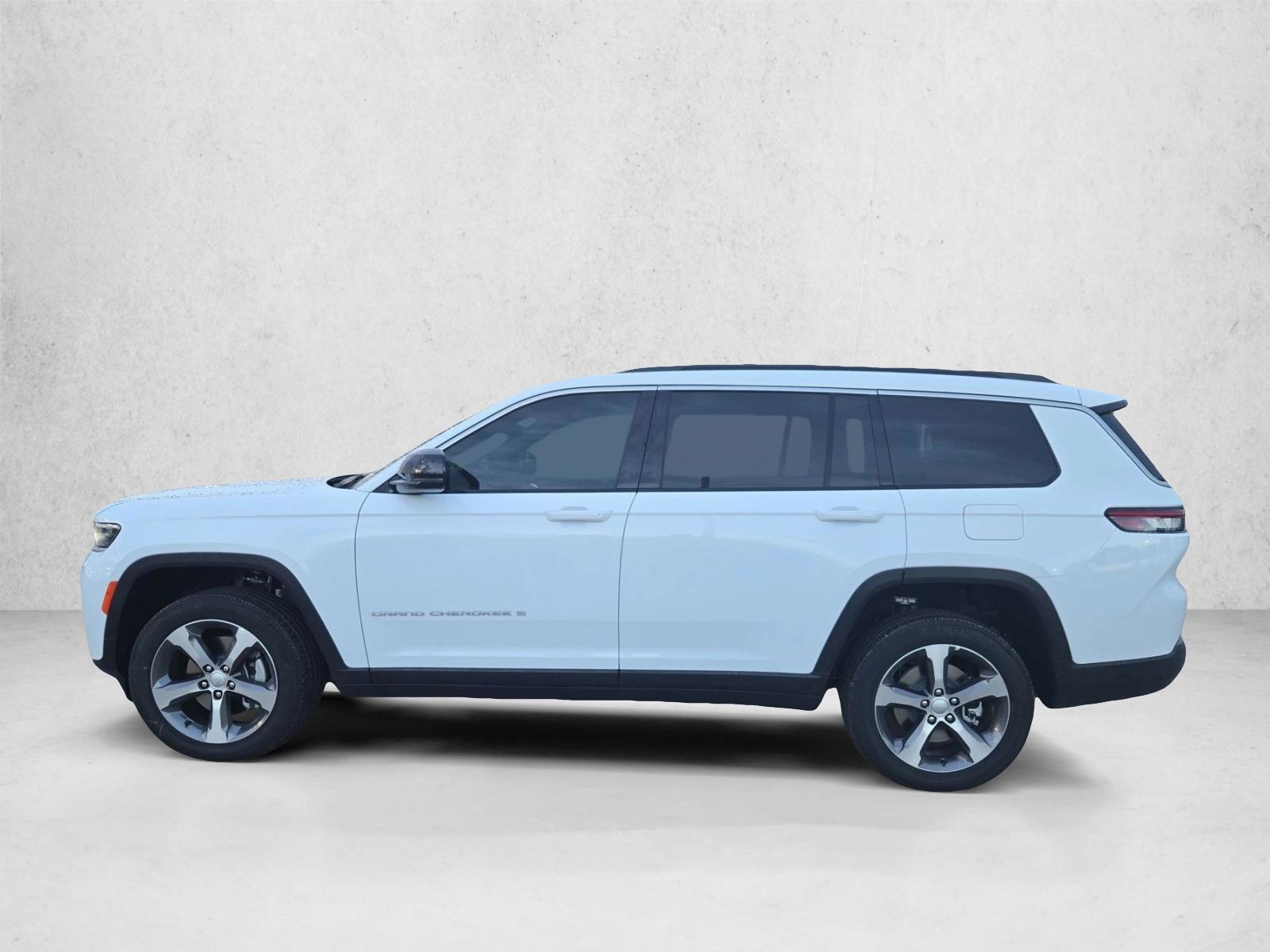 Thumbnail: 2026 Jeep Grand Cherokee L - 2