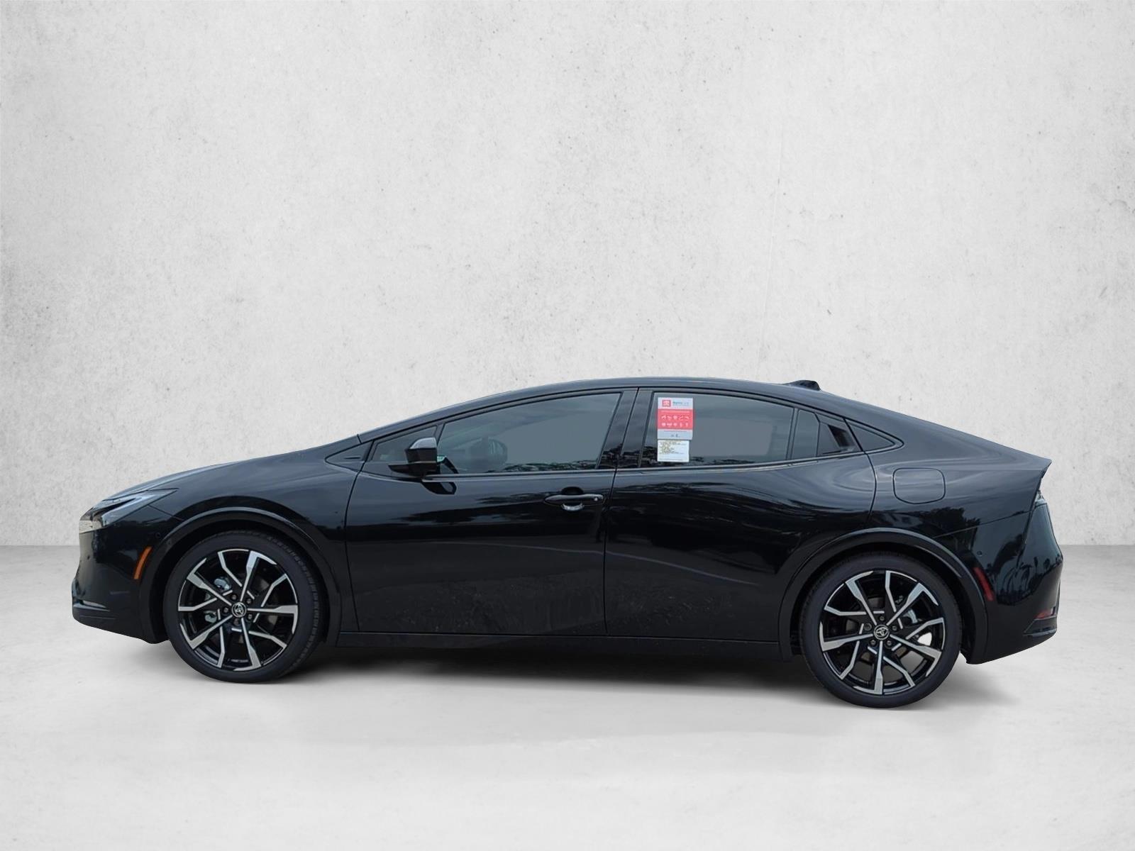 Thumbnail: 2025 Toyota Prius - 2