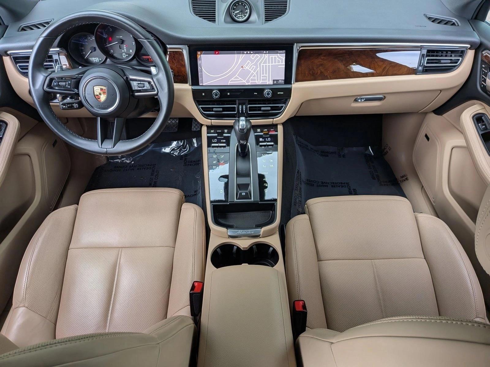 Thumbnail: 2023 Porsche Macan - 4