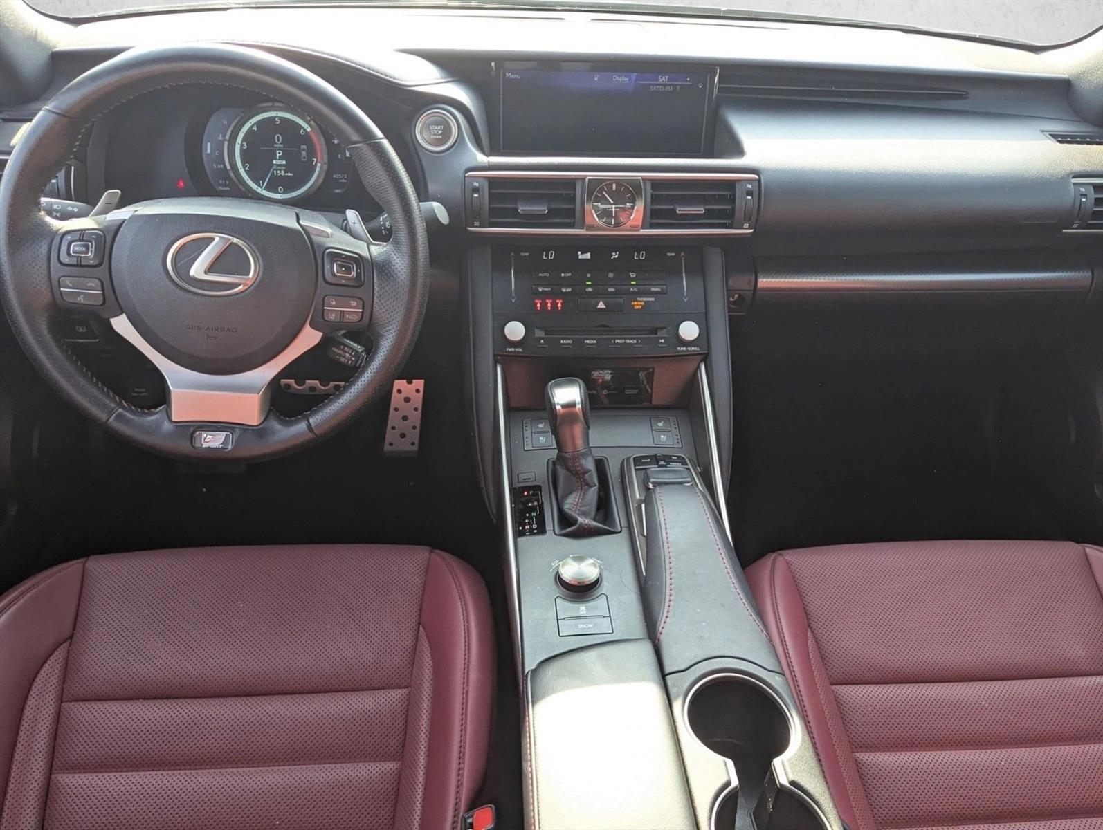 Thumbnail: 2018 Lexus IS - 2