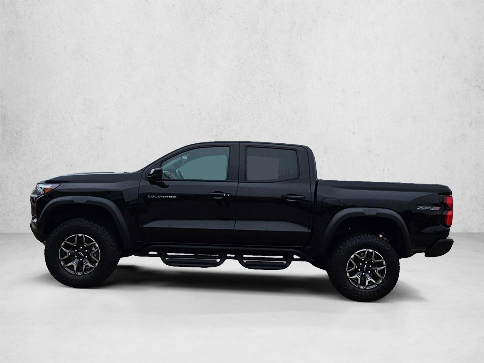 Thumbnail: 2024 Chevrolet Colorado - 2