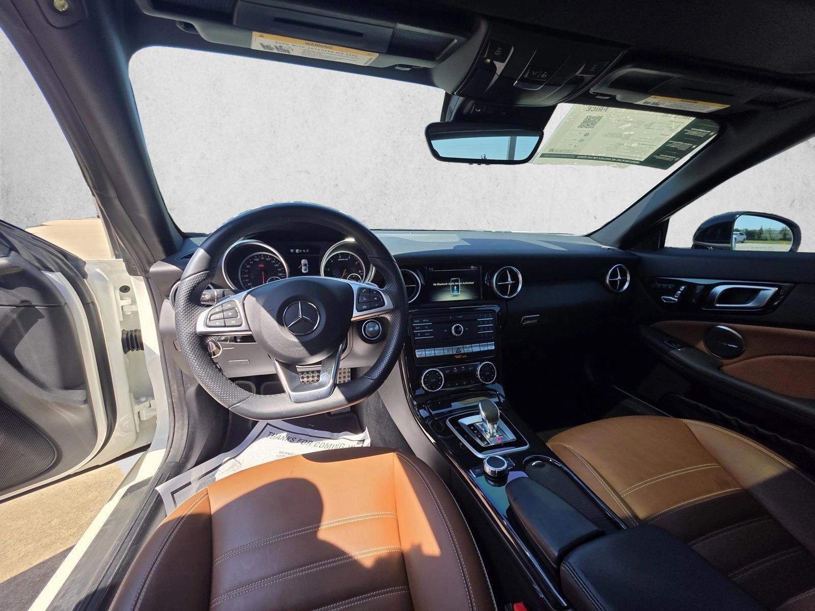 Thumbnail: 2020 Mercedes-Benz SLC - 3