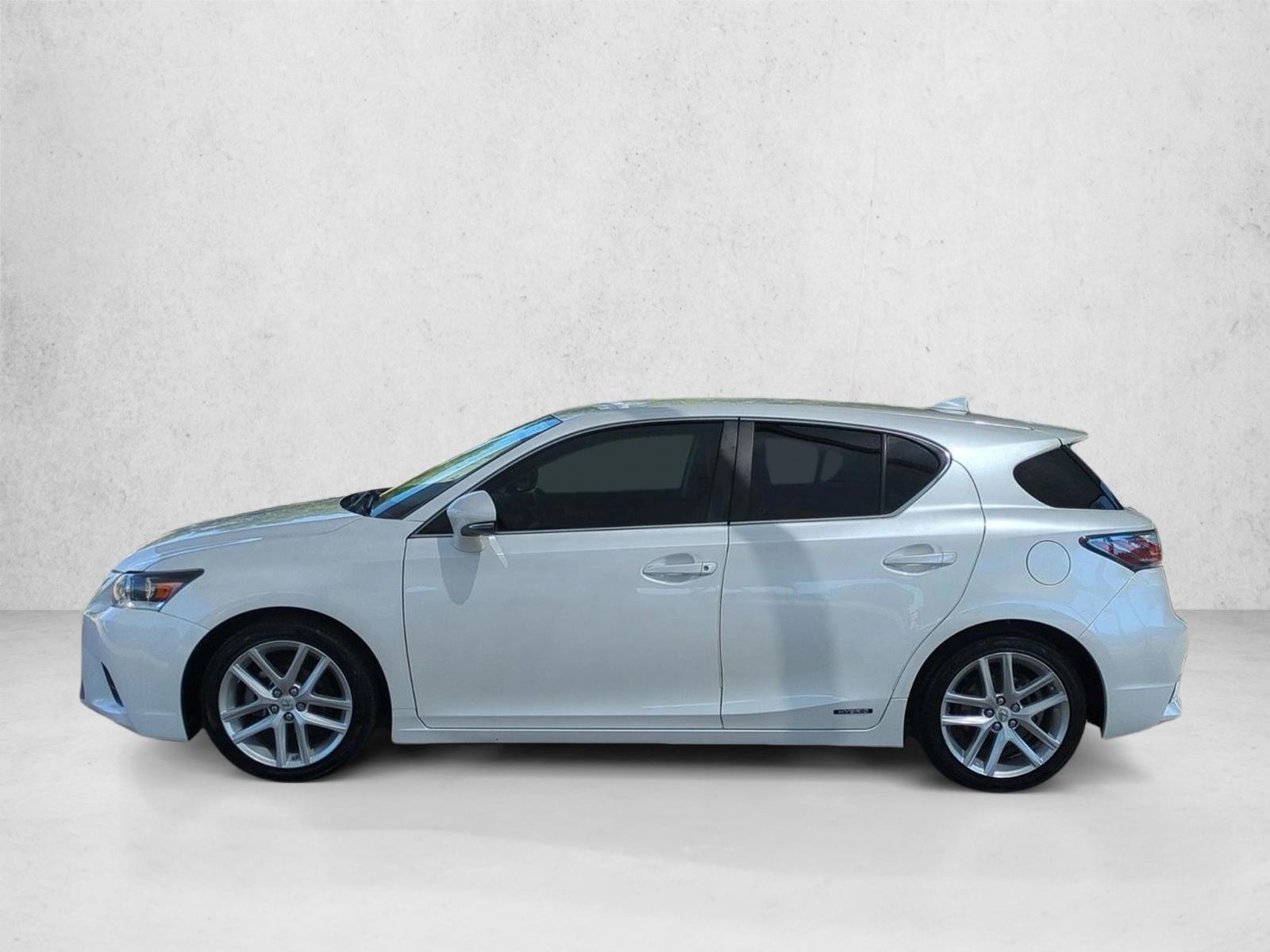 Thumbnail: 2016 Lexus CT - 2