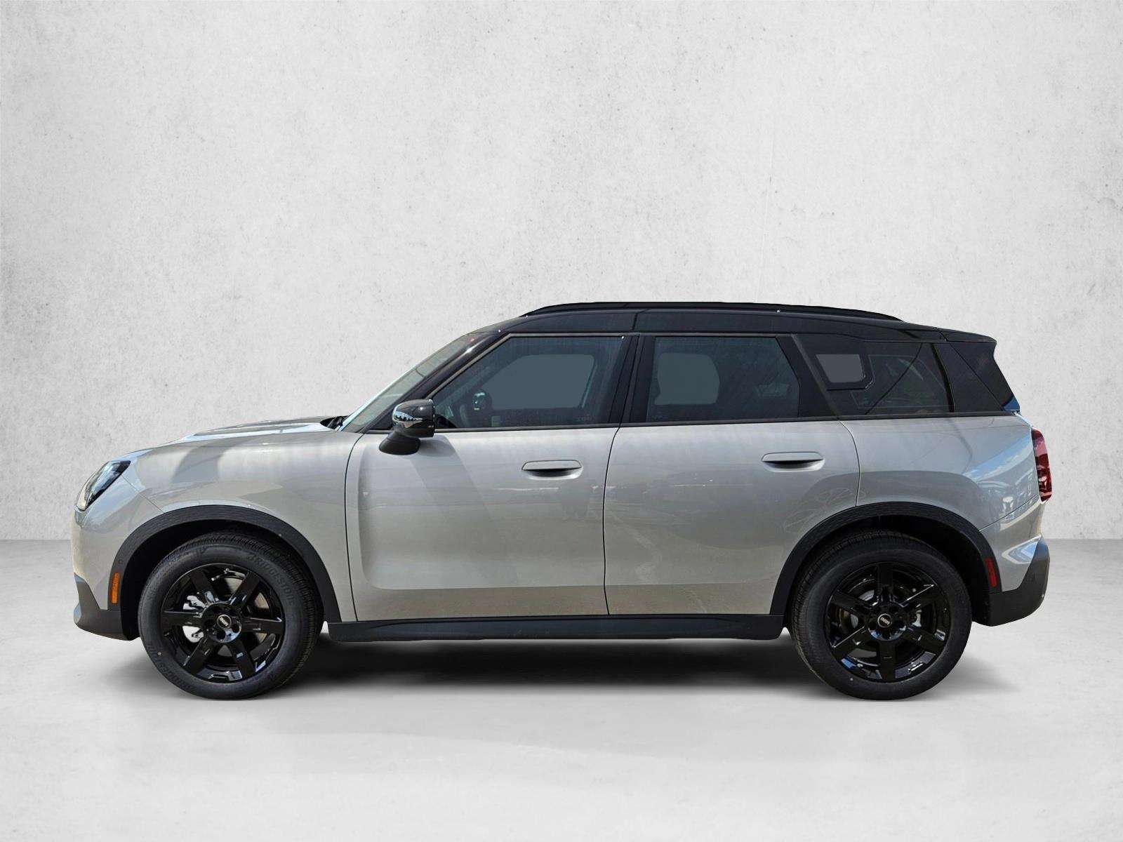 Thumbnail: 2027 MINI Cooper Countryman - 2
