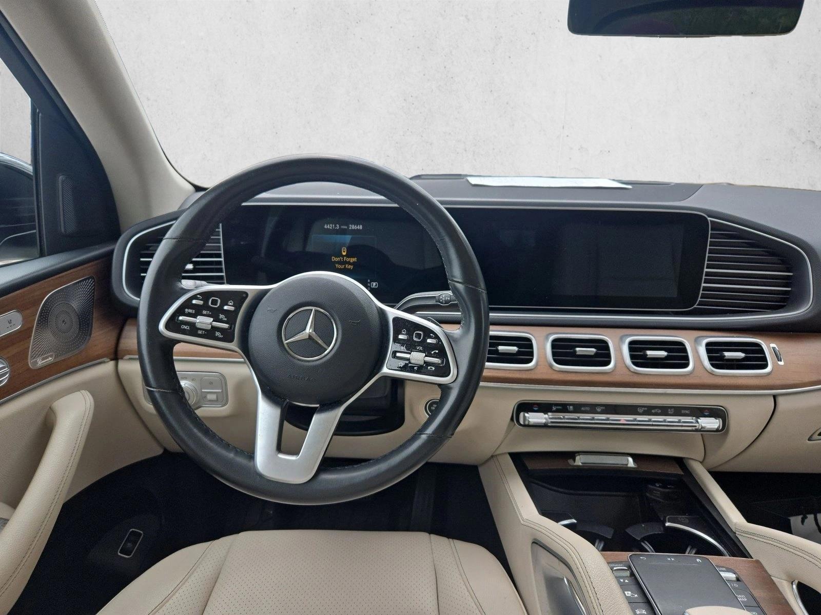 Thumbnail: 2022 Mercedes-Benz GLE - 2