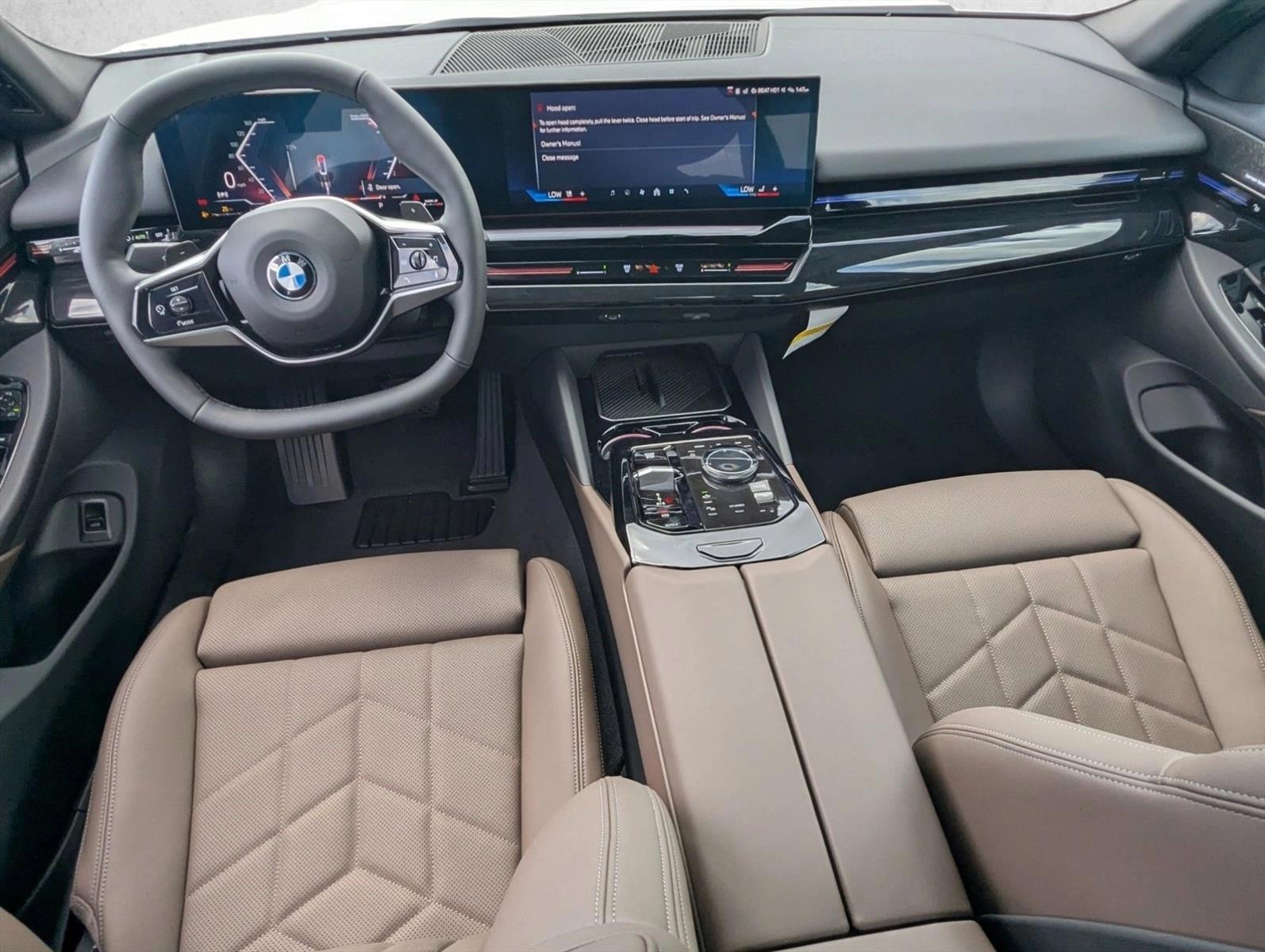 Thumbnail: 2026 BMW 5 Series - 4