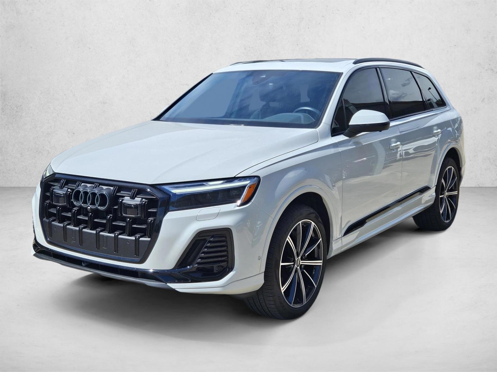 Thumbnail: 2026 Audi Q7 - 1