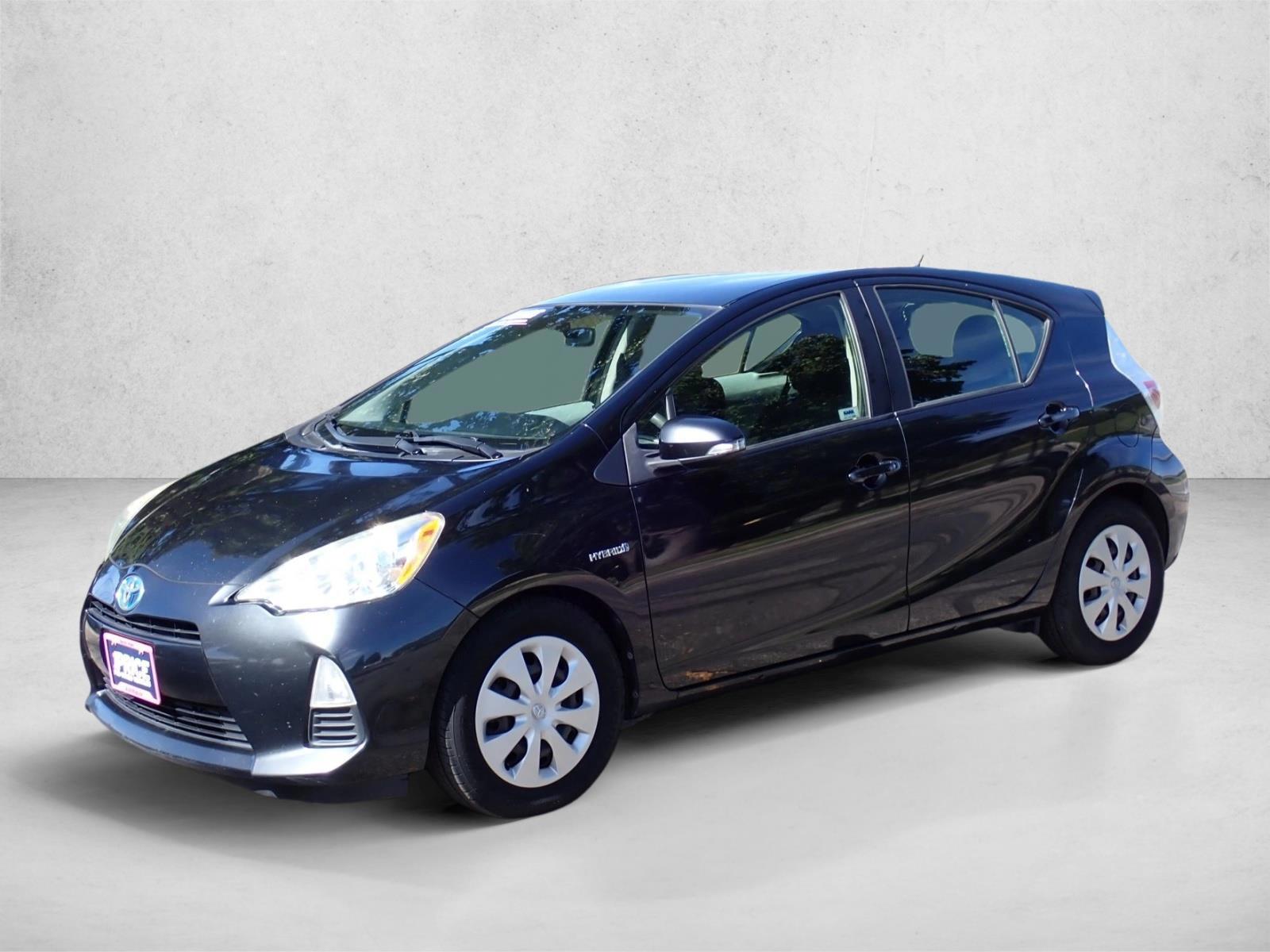 2014 Toyota Prius c Two