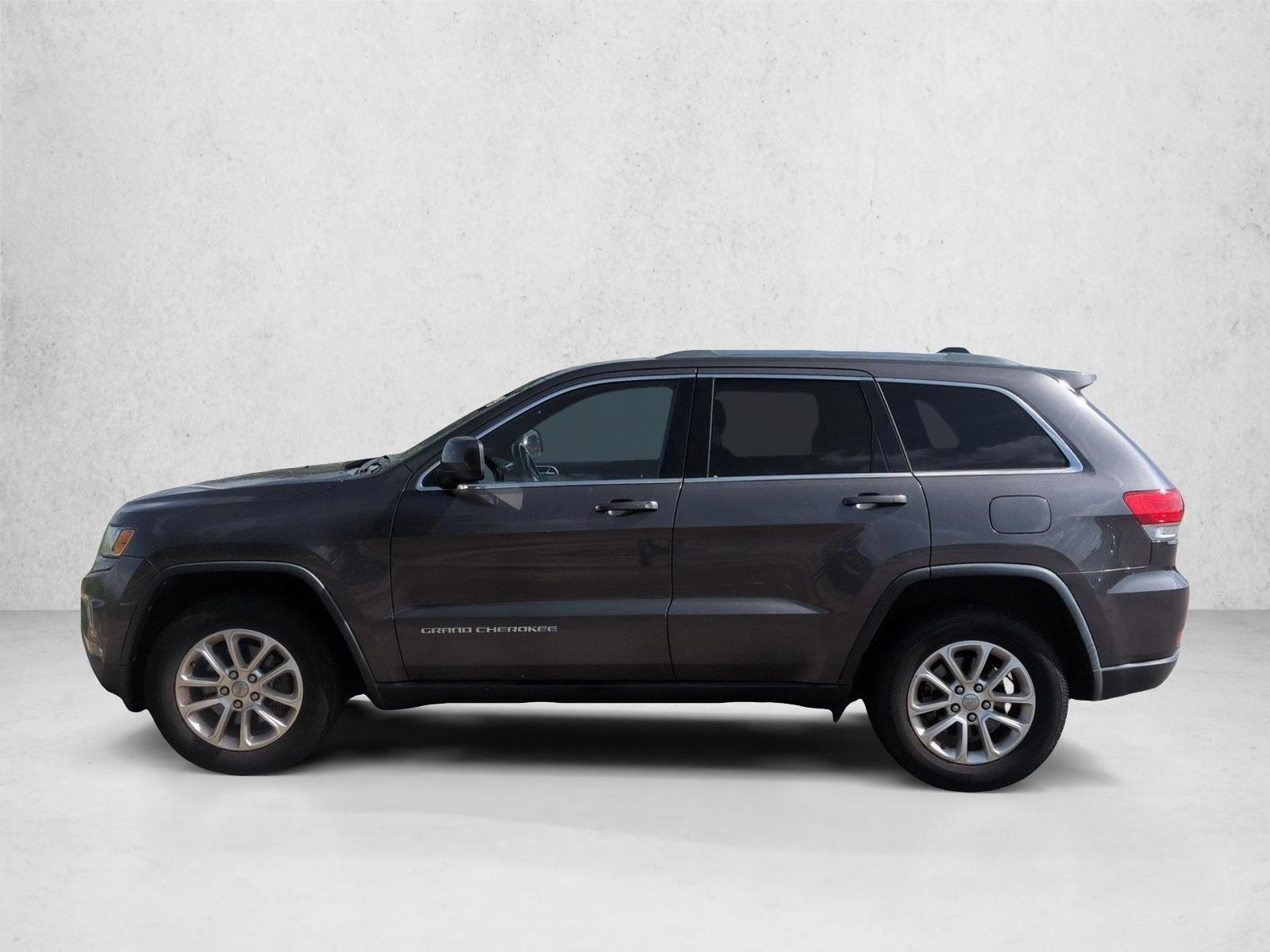 Thumbnail: 2015 Jeep Grand Cherokee - 2