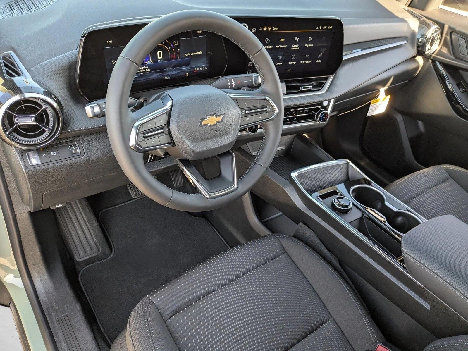Thumbnail: 2026 Chevrolet Equinox - 3