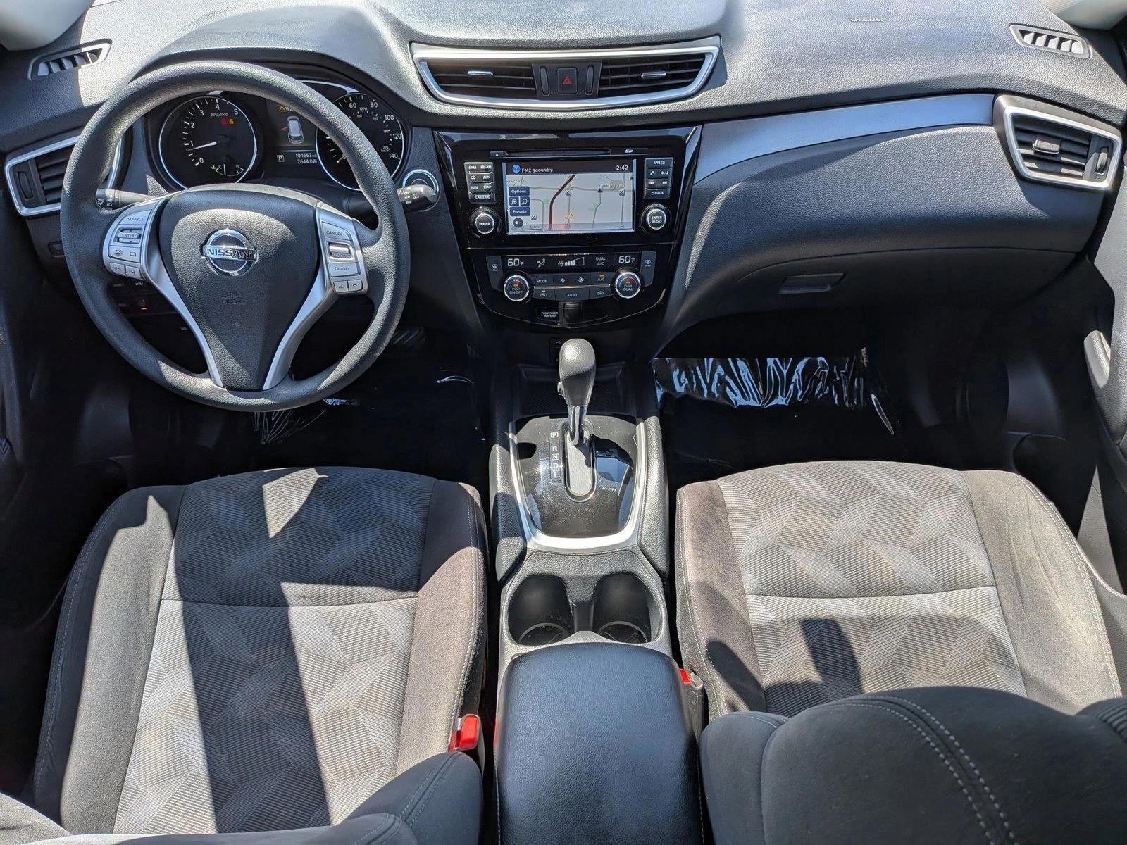 Thumbnail: 2016 Nissan Rogue - 3