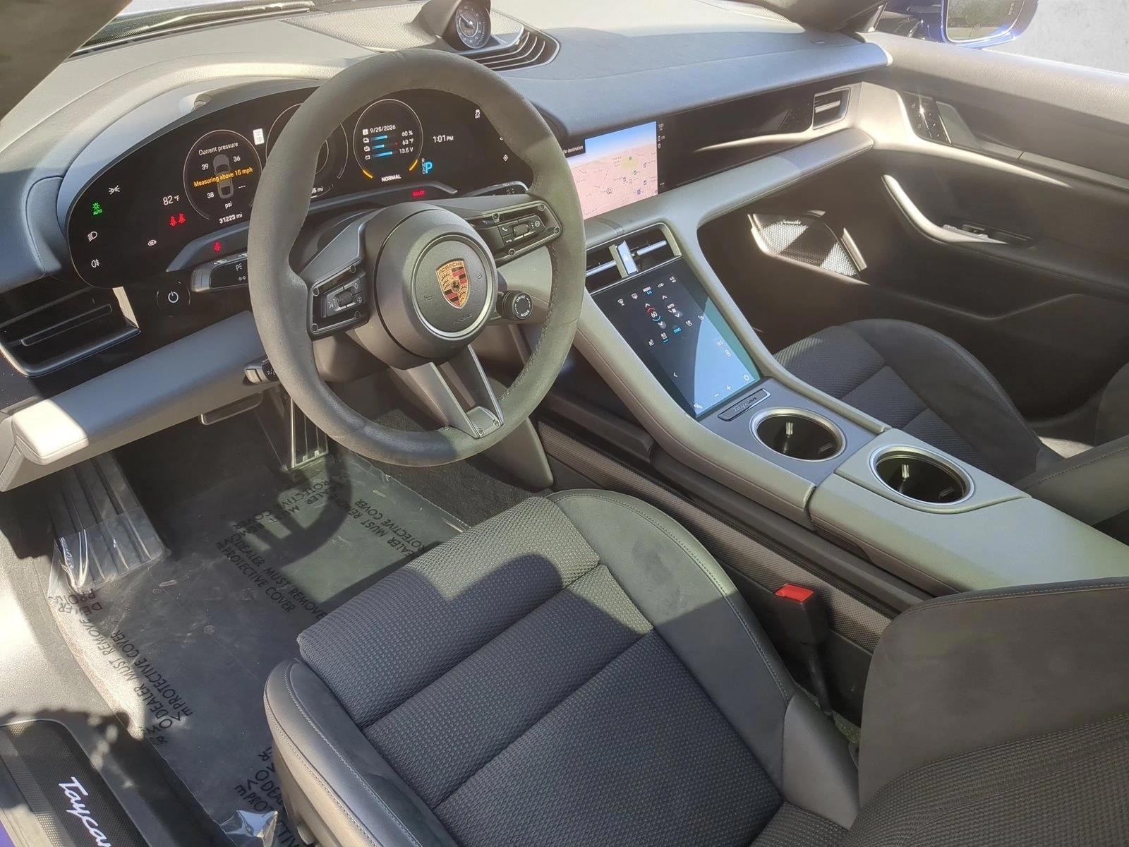 Thumbnail: 2020 Porsche Taycan - 3