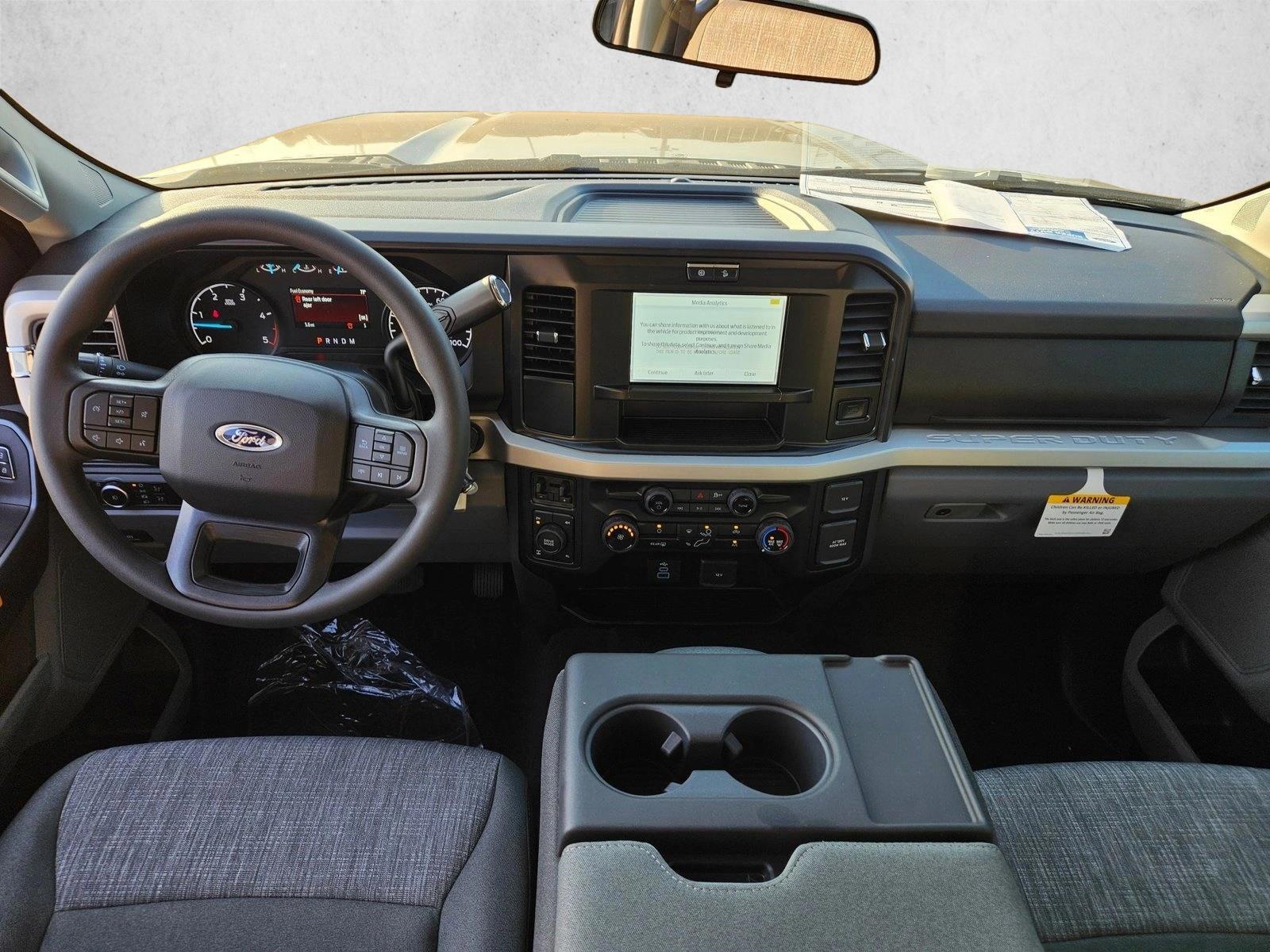 Thumbnail: 2026 Ford Econoline - 3