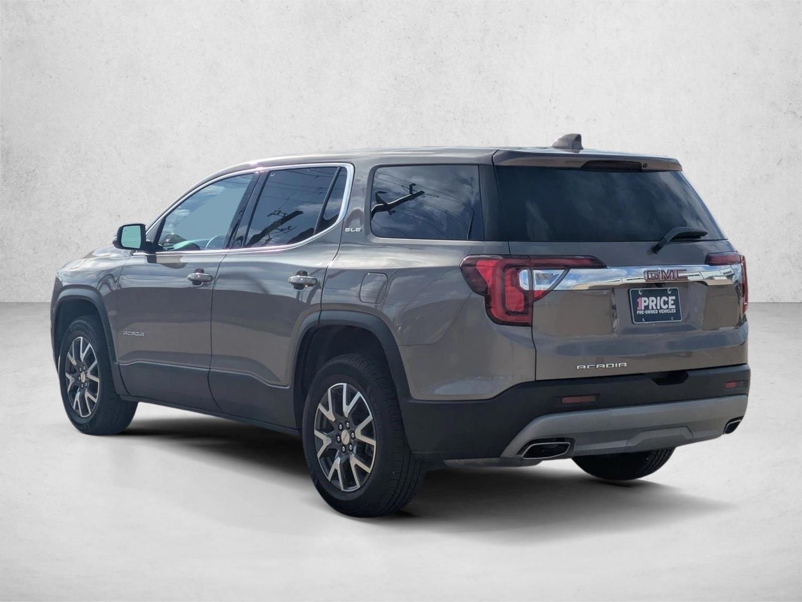 2023 GMC Acadia SLE - Photo 7