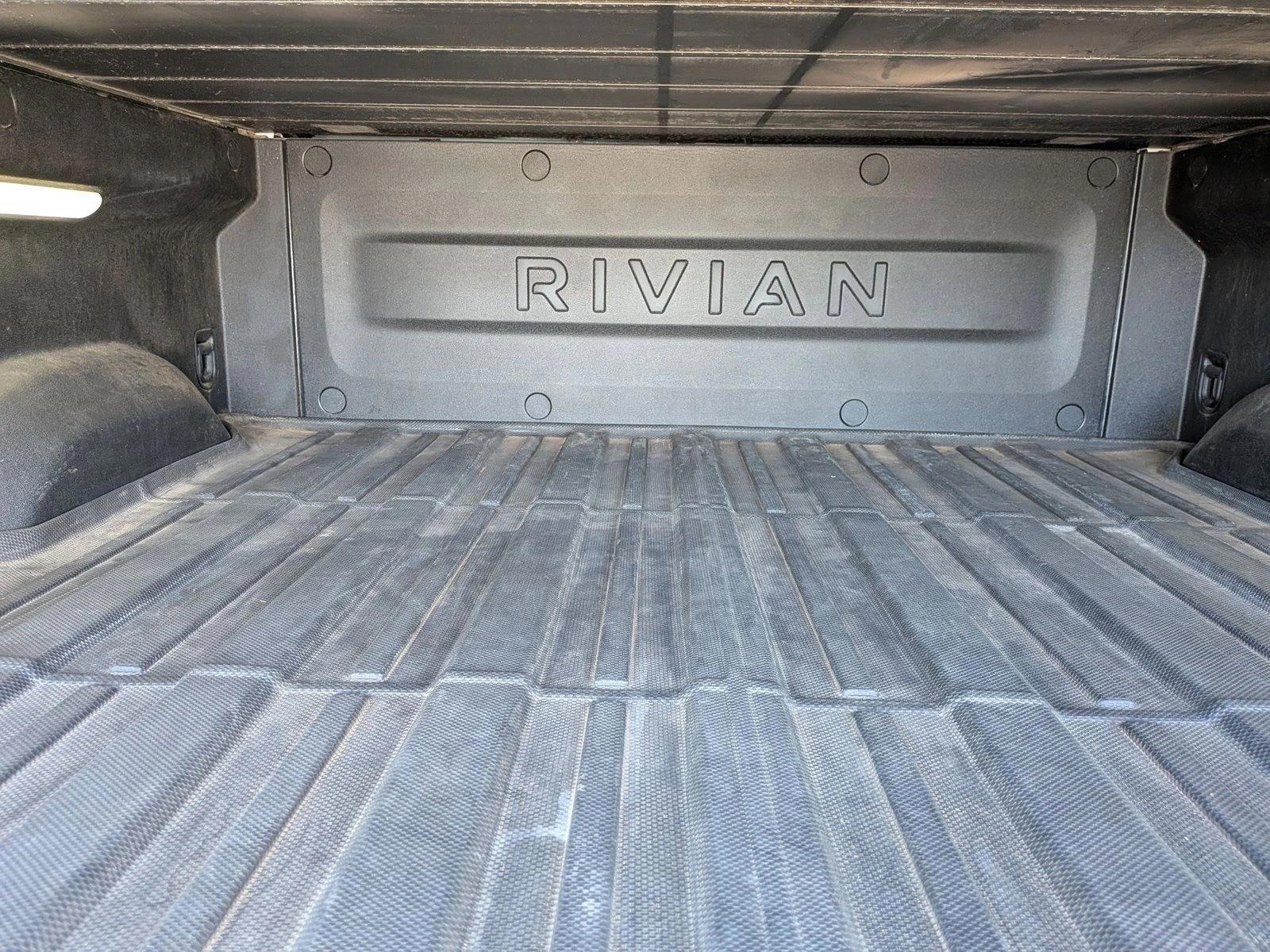2022 Rivian R1T