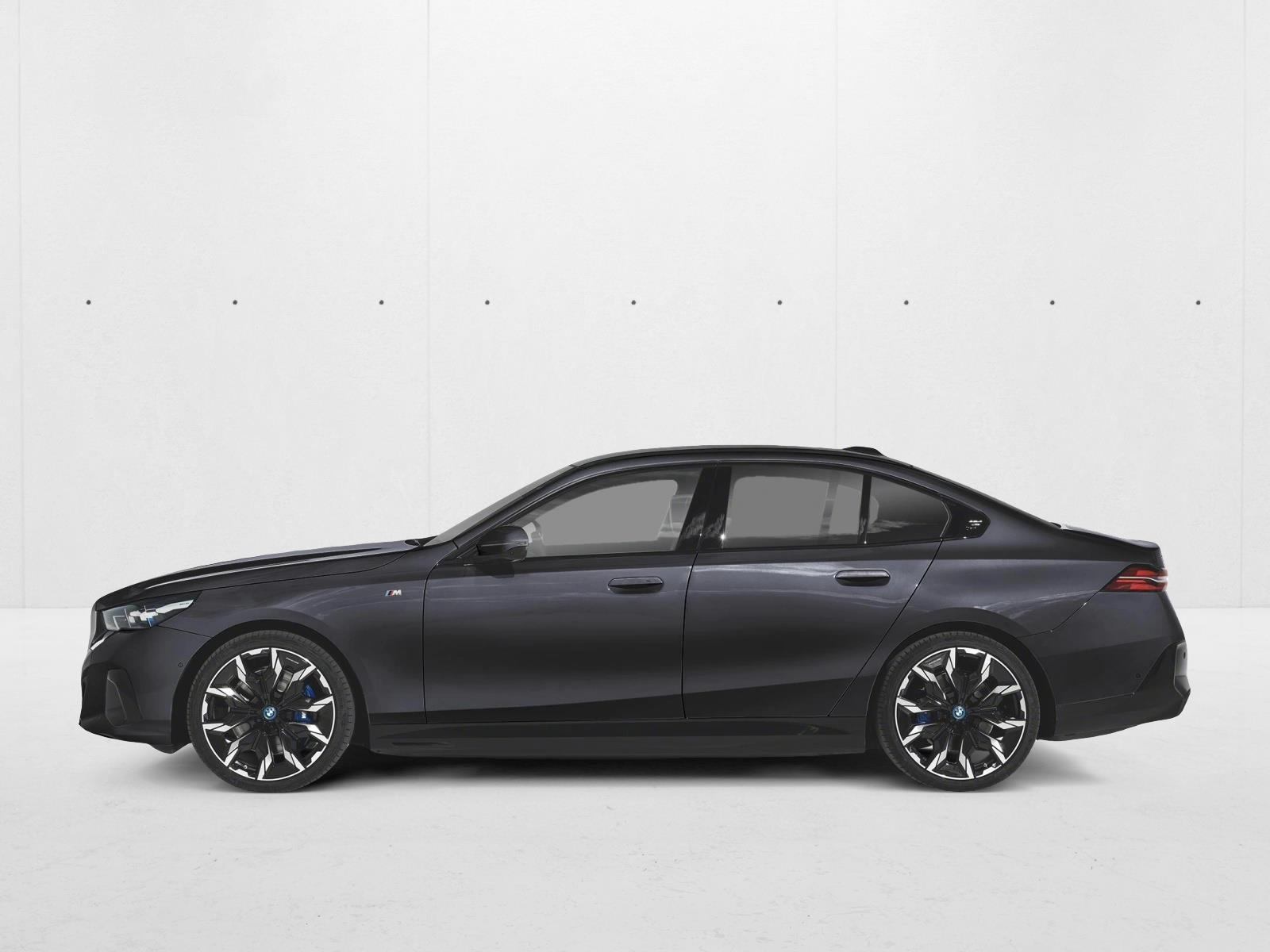 Thumbnail: 2027 BMW i5 - 2