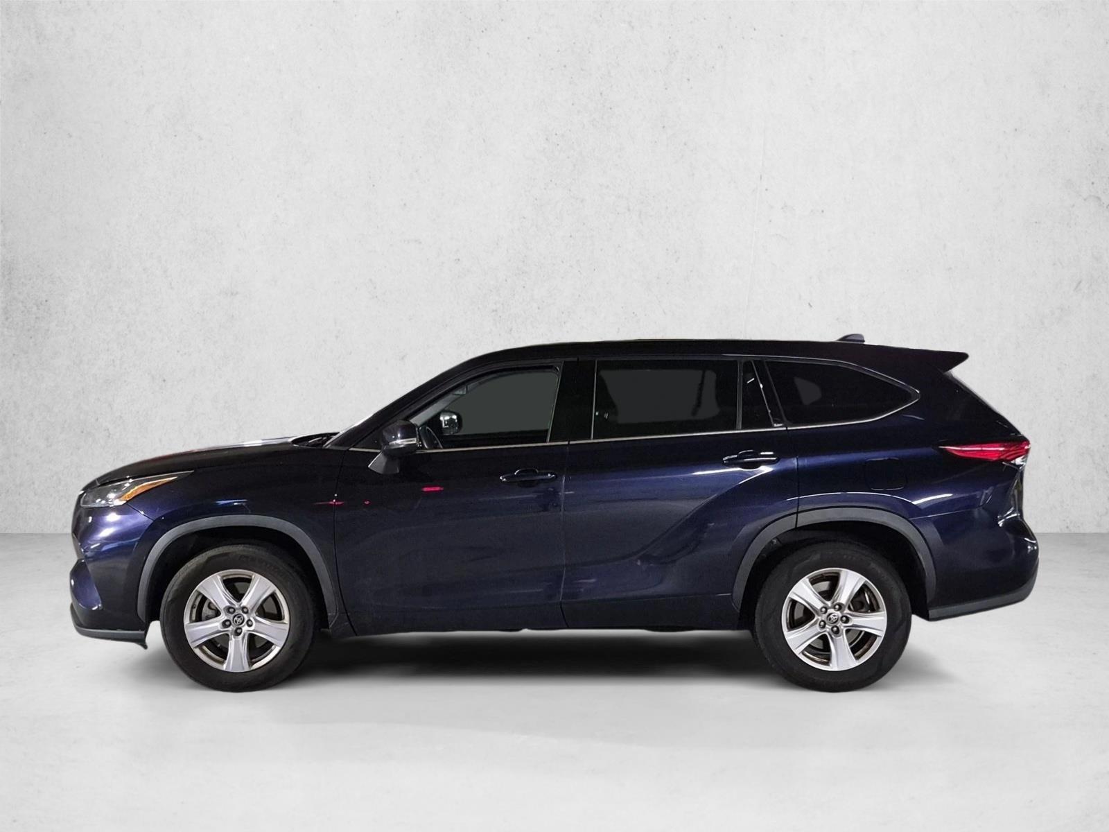 Thumbnail: 2022 Toyota Highlander - 2