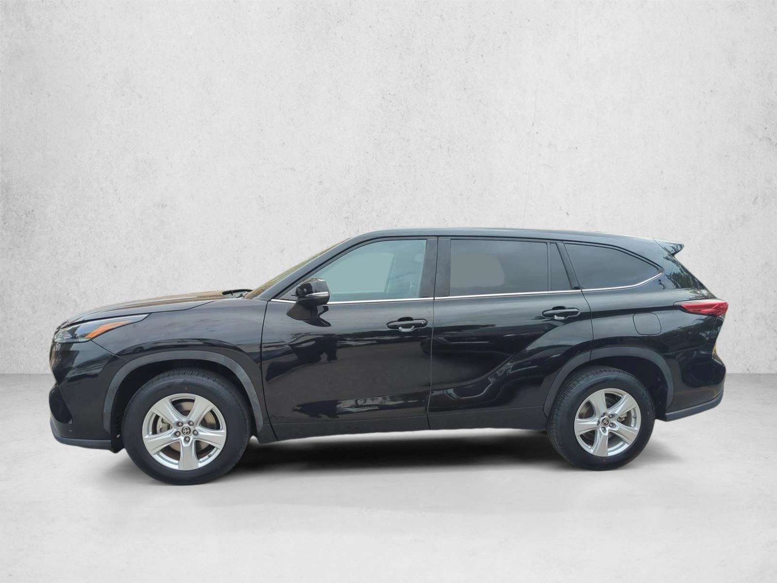 Thumbnail: 2021 Toyota Highlander - 2