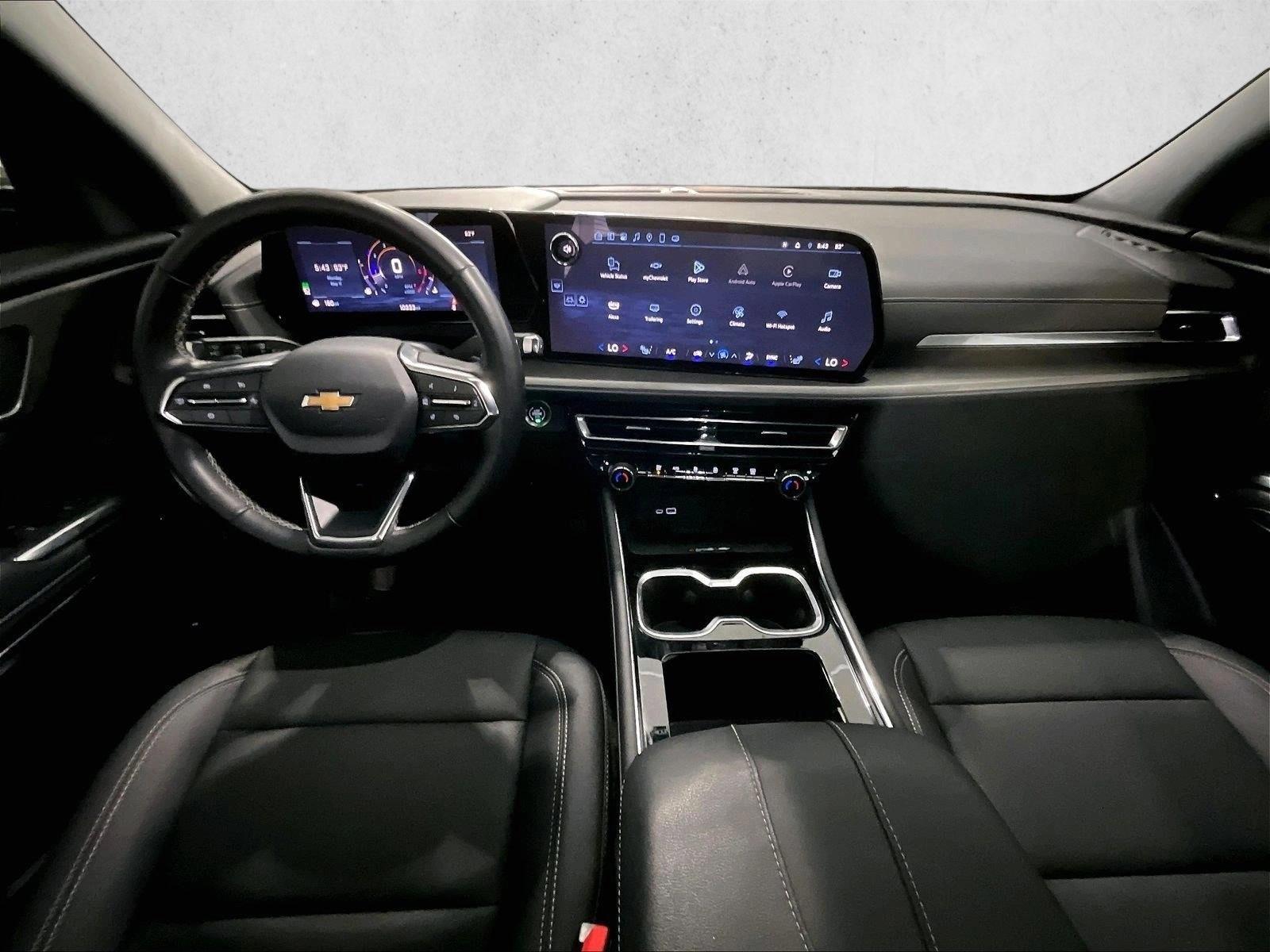 Thumbnail: 2025 Chevrolet Traverse - 3