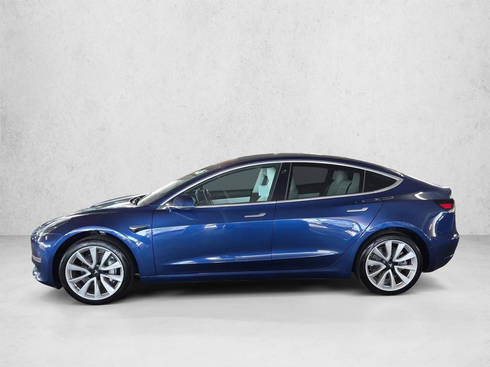 Thumbnail: 2019 Tesla Model 3 - 2