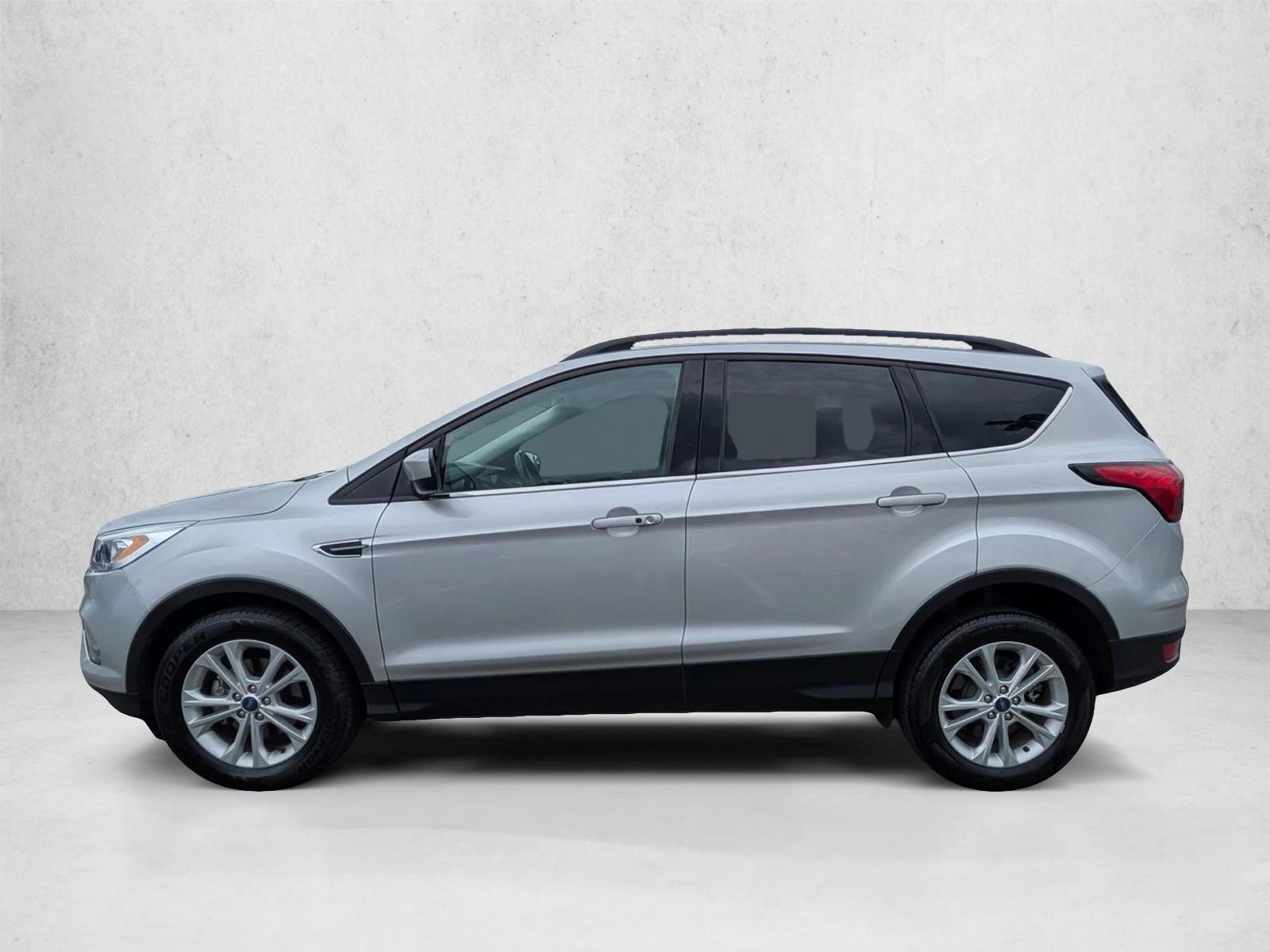 Thumbnail: 2019 Ford Escape - 2