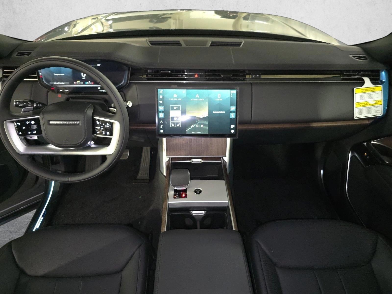 Thumbnail: 2026 Land Rover Range Rover - 3